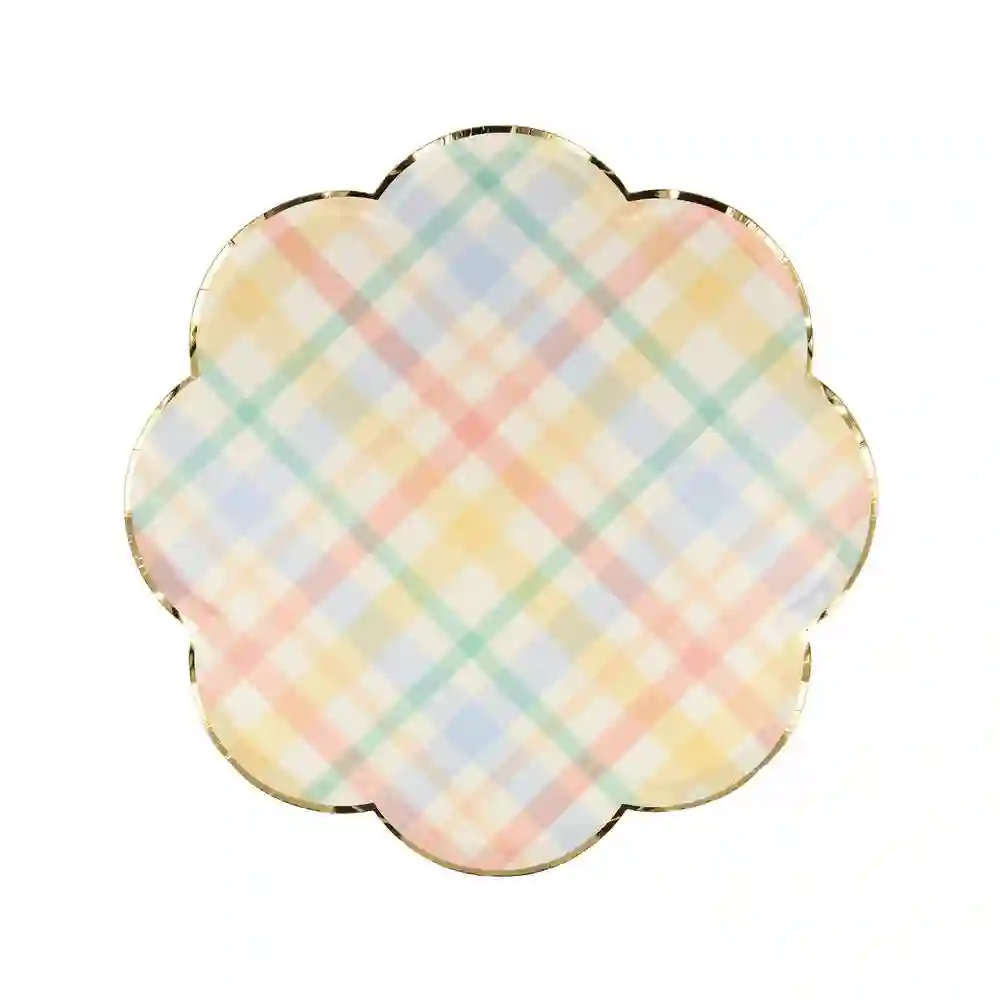 Small dishes with pattern of paintings