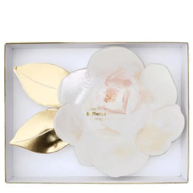 White pink dishes - Image 2