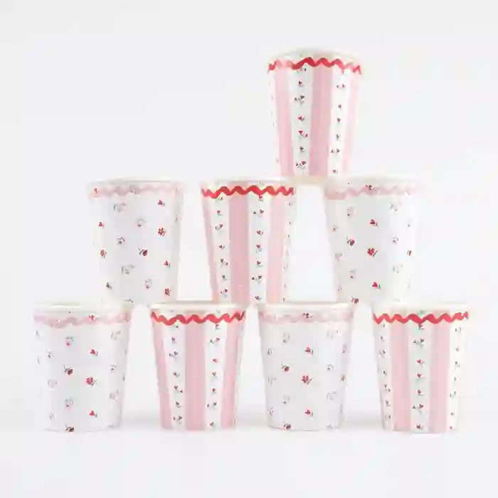 Vintage roses glasses