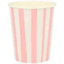 Vasos de rayas rosas