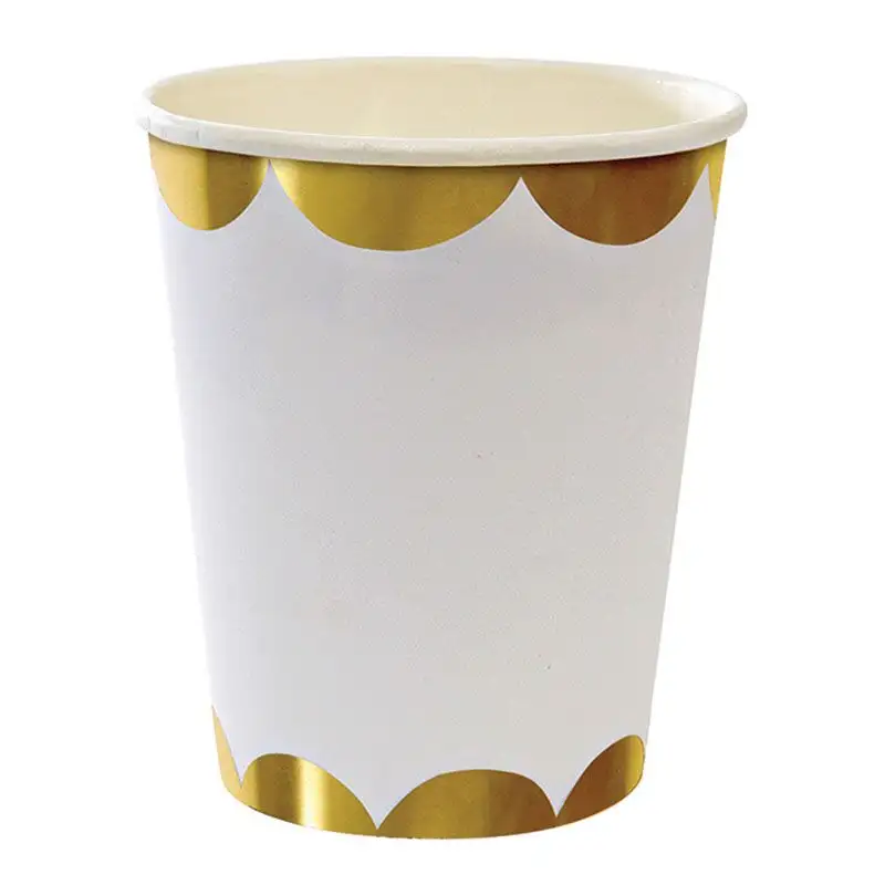 Vasos oro y blanco