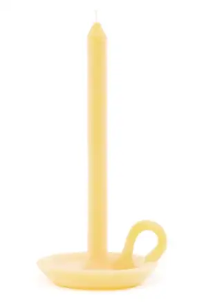 Yellow sail with plate