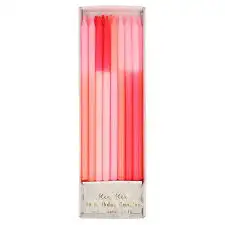 Velas de color rosa