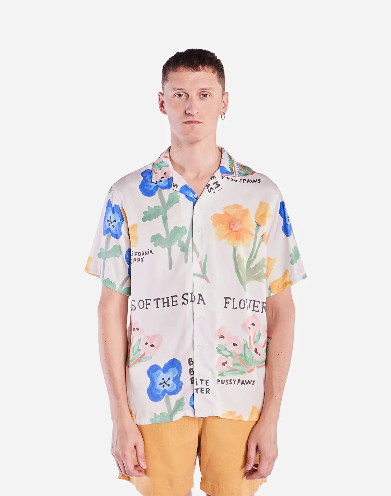 White short manga shirt