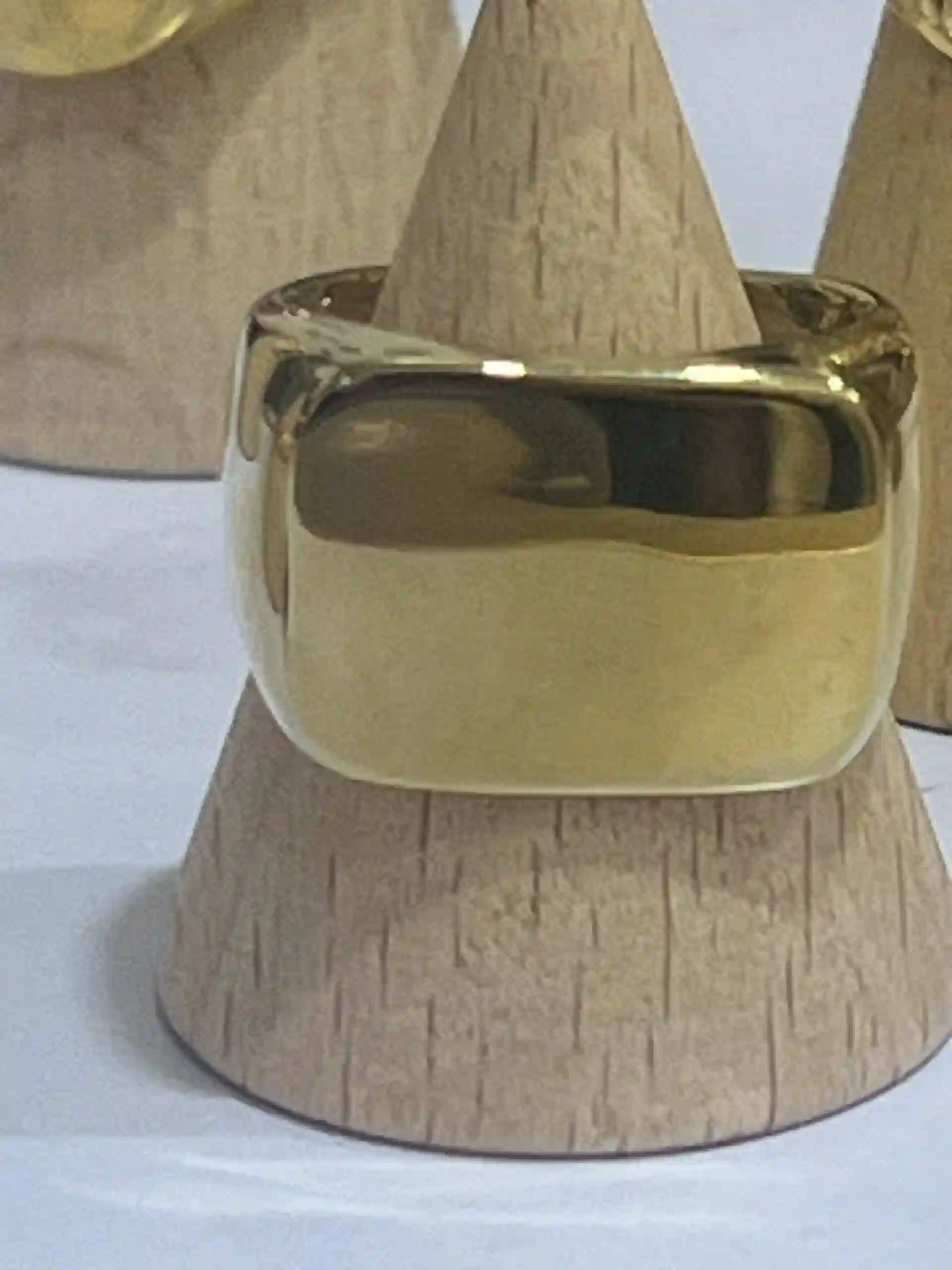 Anillo de acero