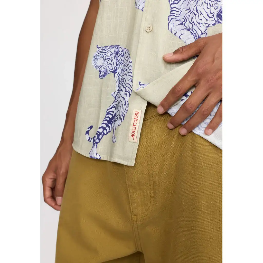 Green flap spray shirt - Image 5