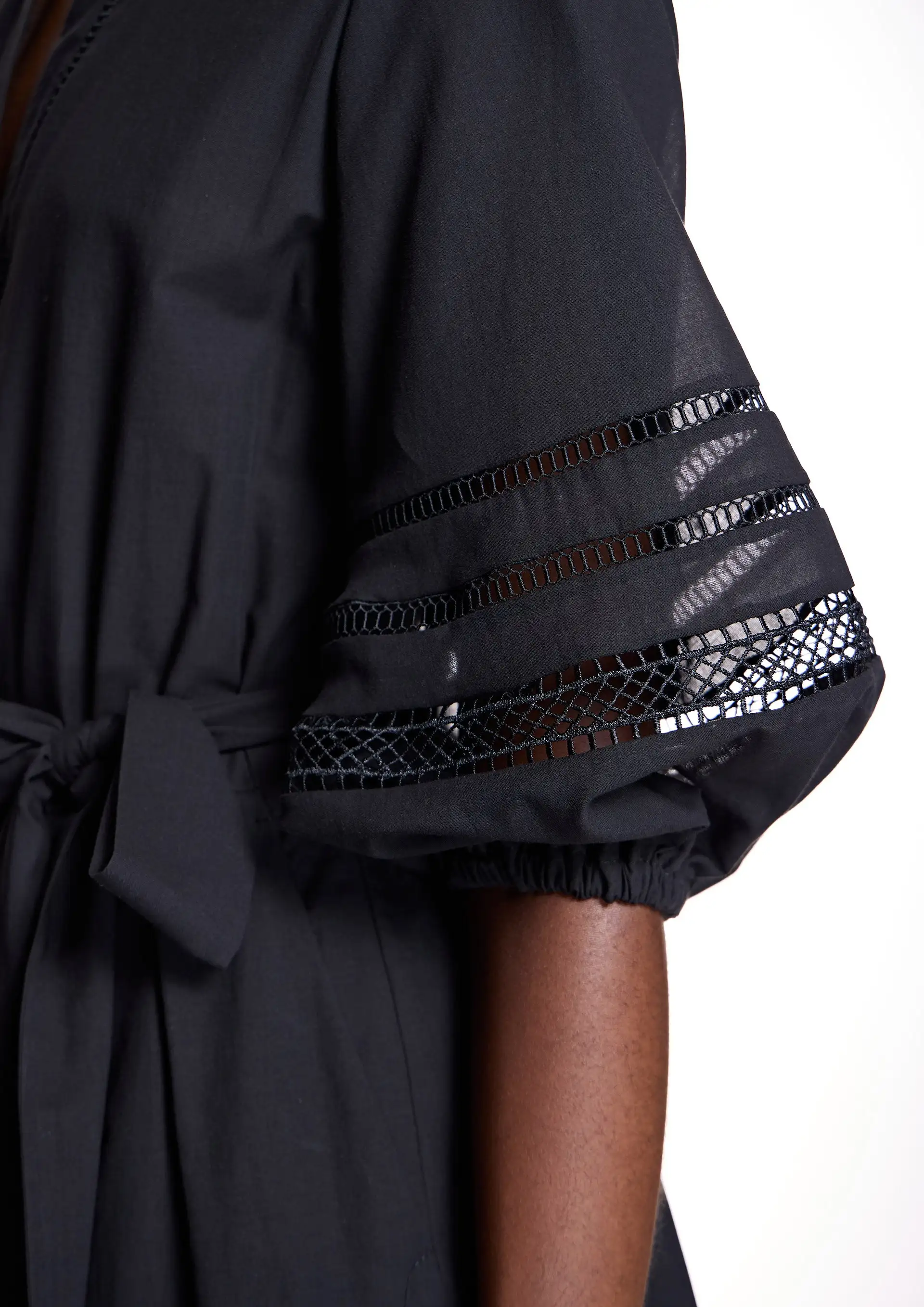Vestido ALBA CONDE midi en negro - Imagen 6