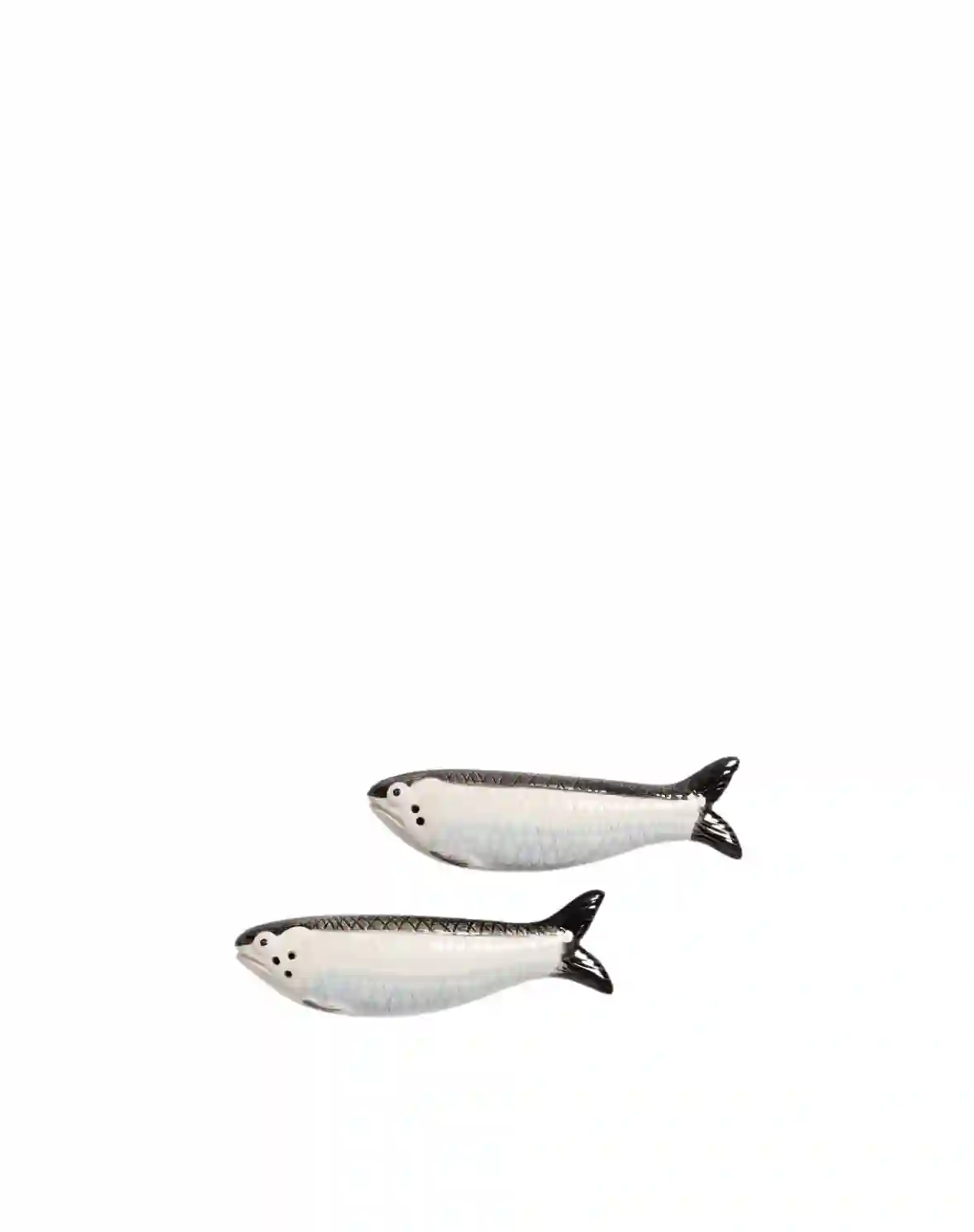 Salero y pimentero sardinas