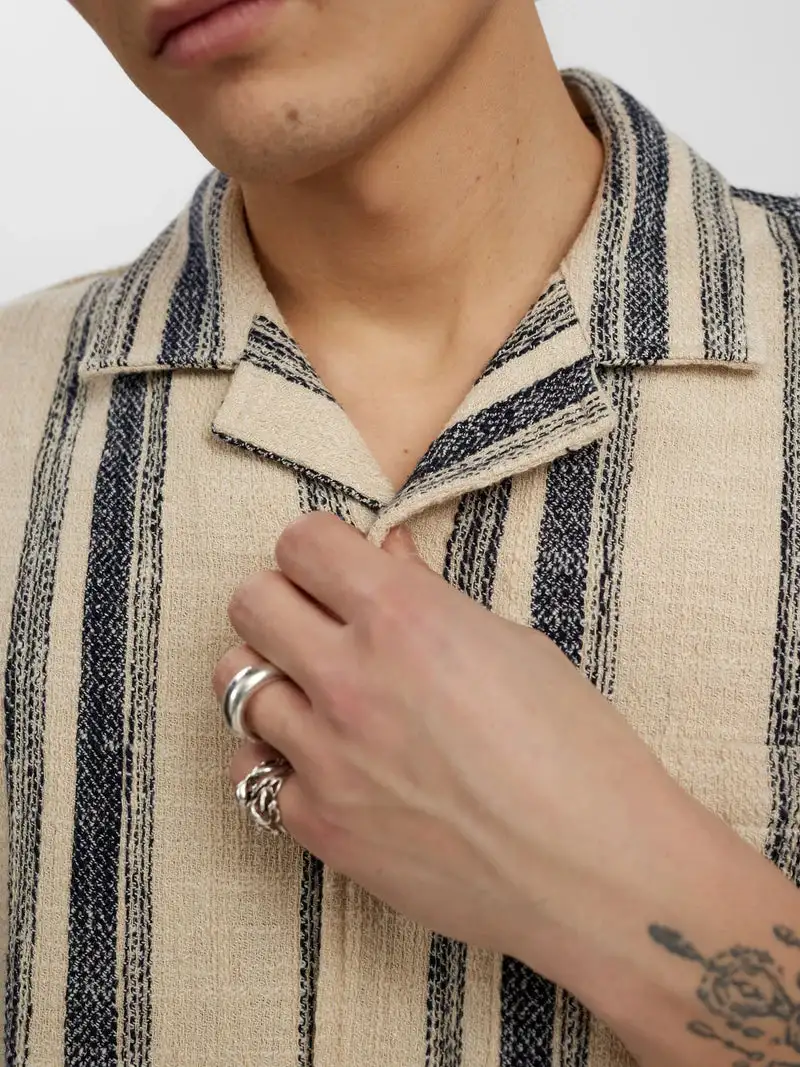 Blue striped shirt - Image 2
