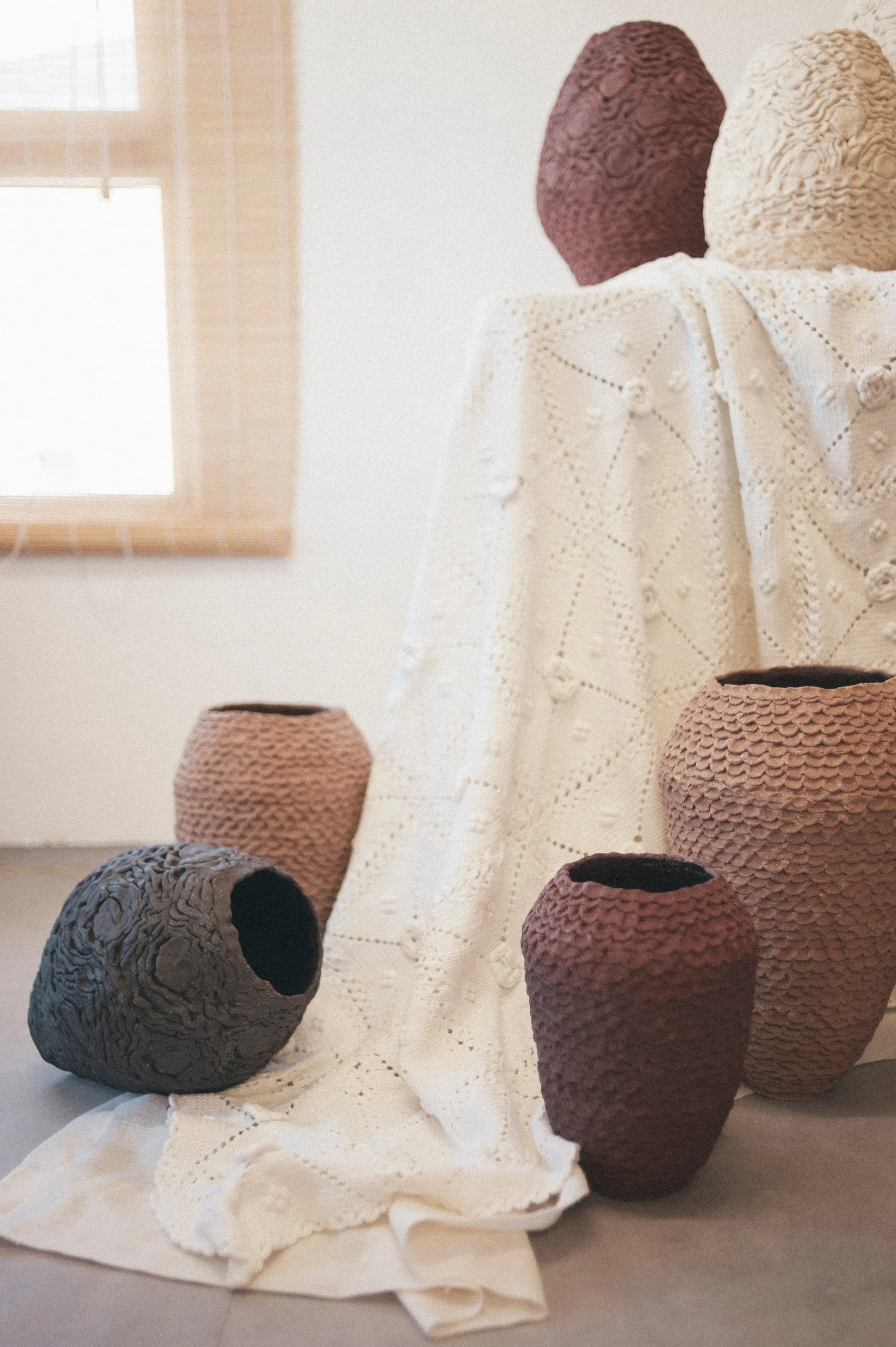 Jarrón Crochete de cerámica artesanal - Imagen 4
