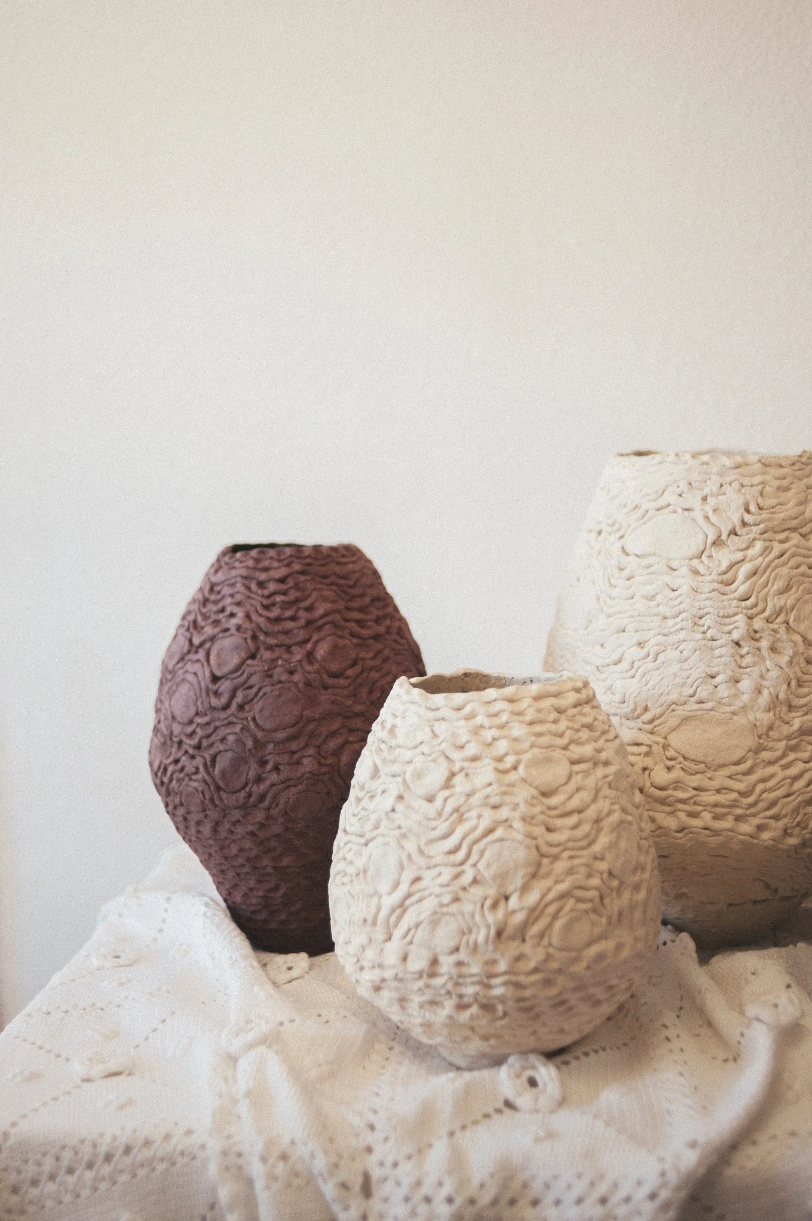 Jarrón Crochete de cerámica artesanal - Imagen 5