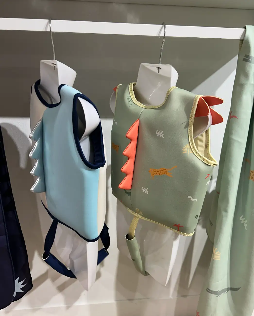 Jungle float vest - Image 3