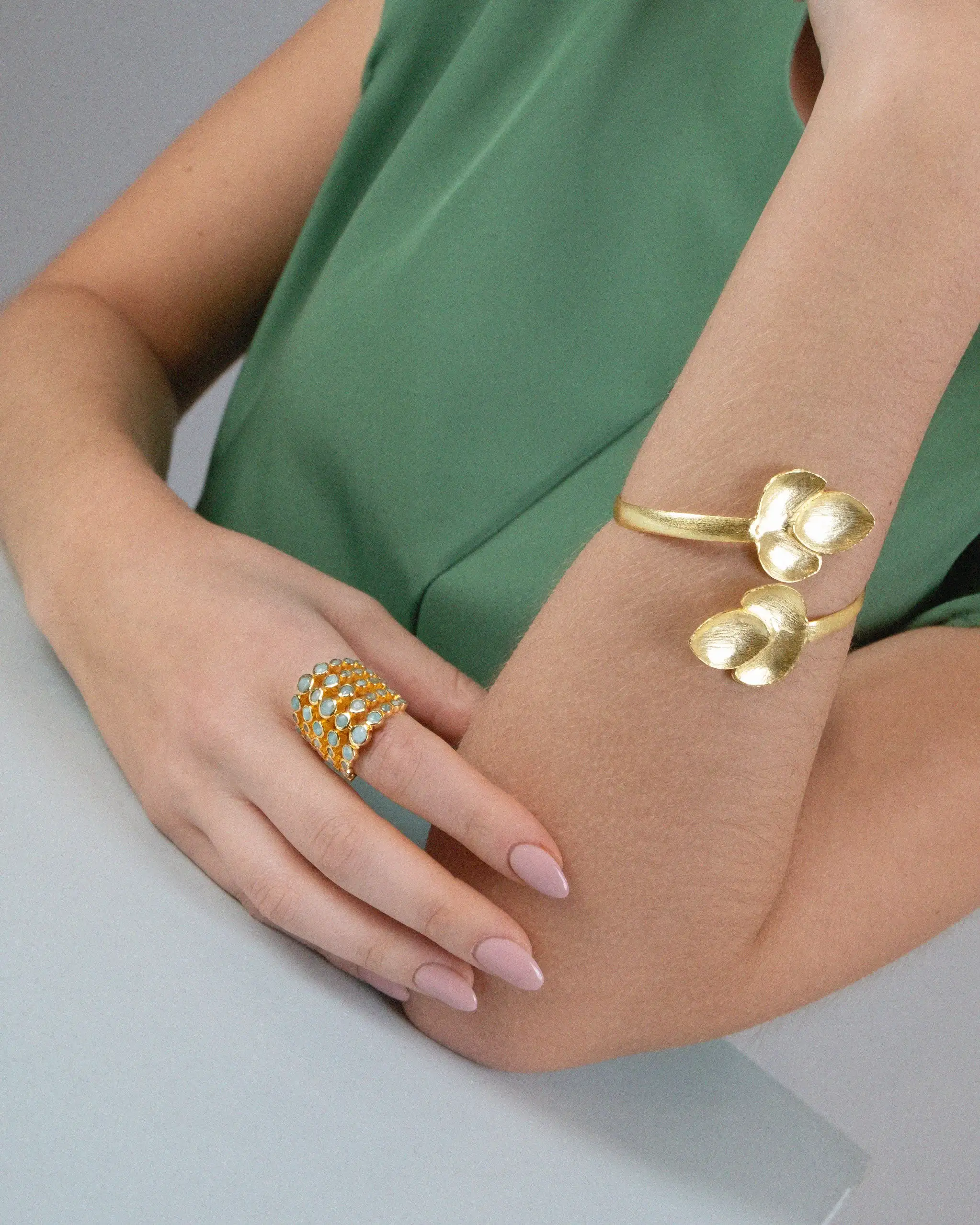 Anillo Dorado Inder Maximus Amazonita - Imagen 4