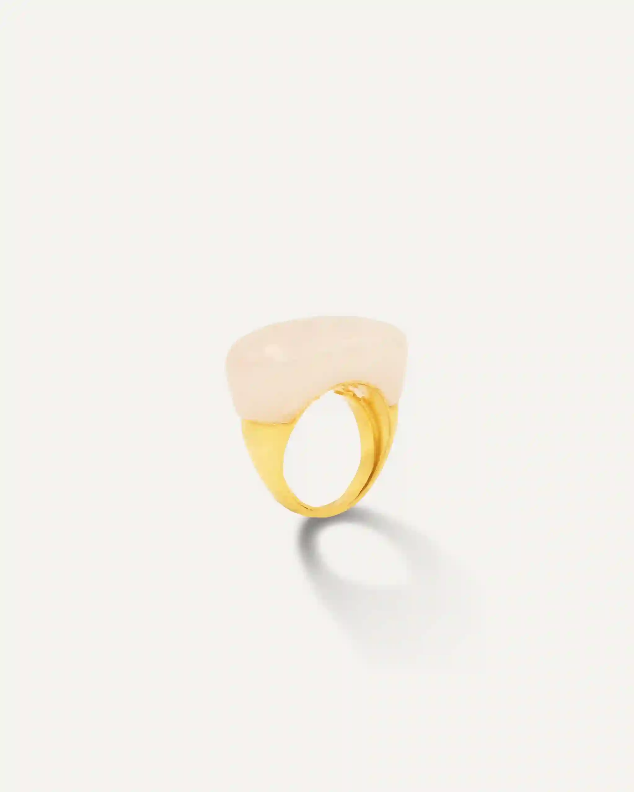 Anillo Dorado Natura Cuarzo Rosa