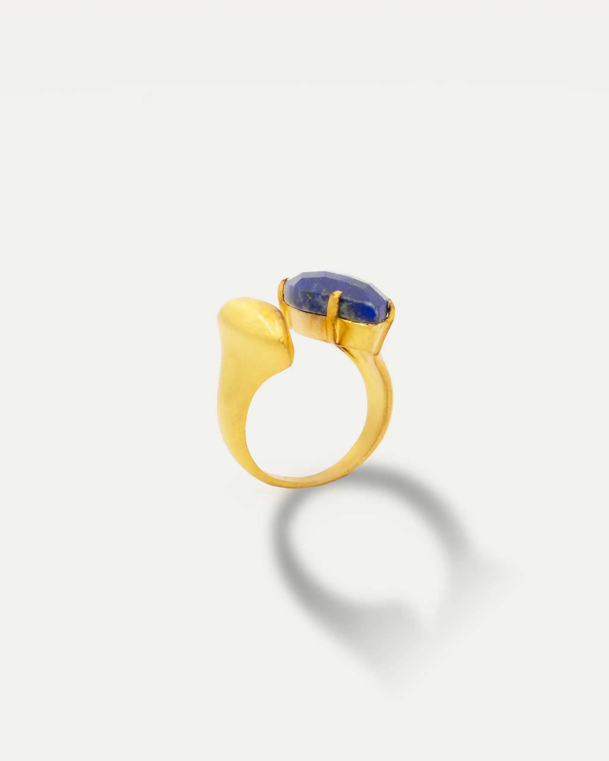 Gold Ring Shaanti Lapislazuli - Image 3