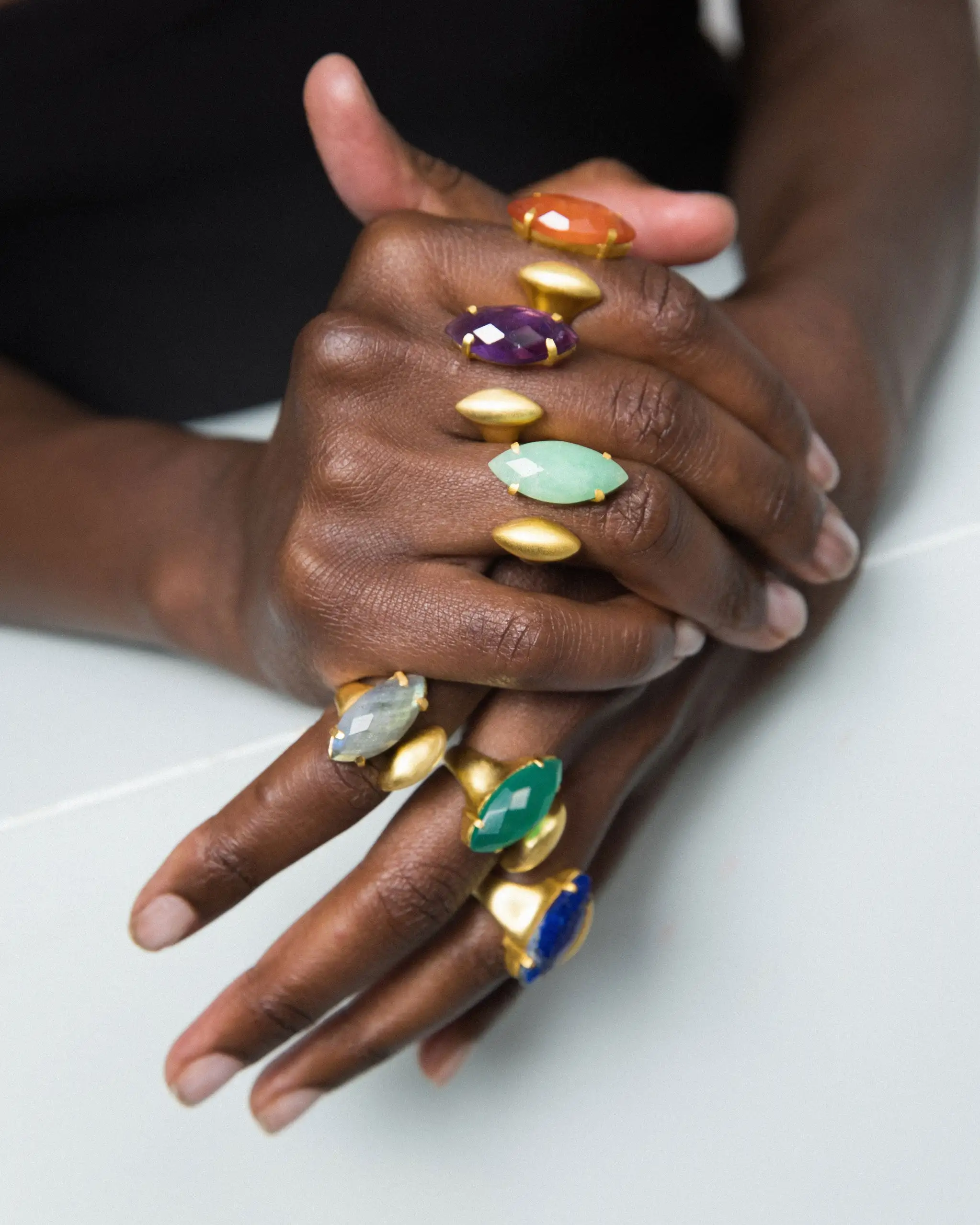 Shaanti Onix Green Gold Ring - Image 5