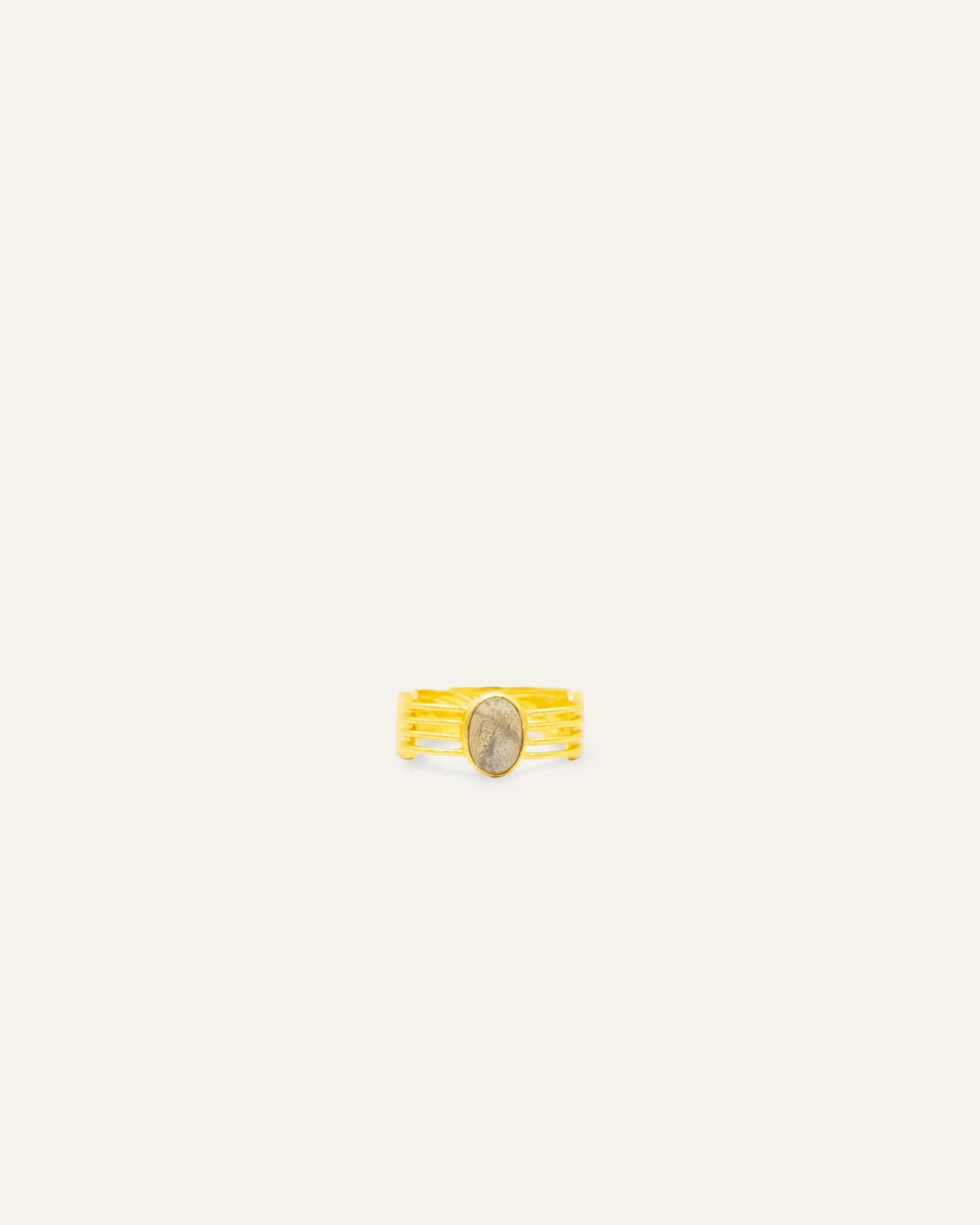 Gold Ring Vanu Labradorita