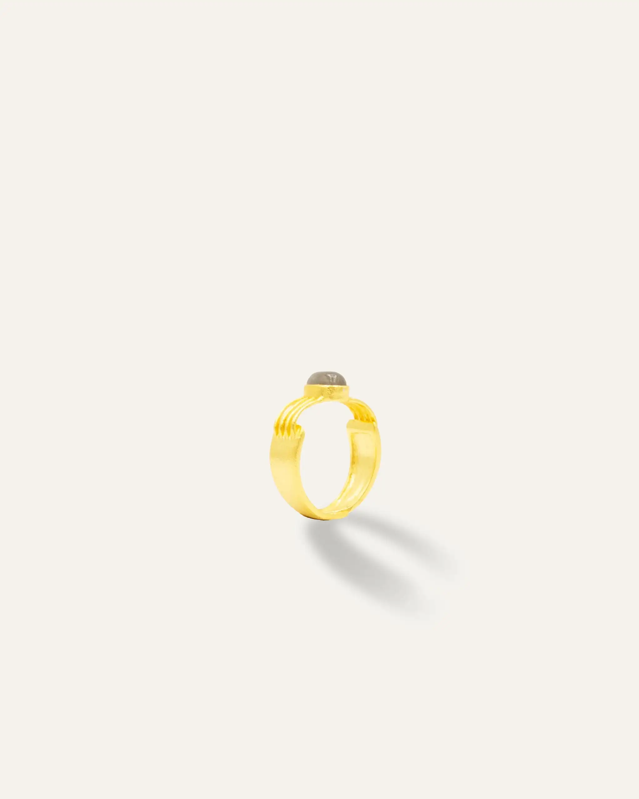 Gold Ring Vanu Labradorita - Image 3