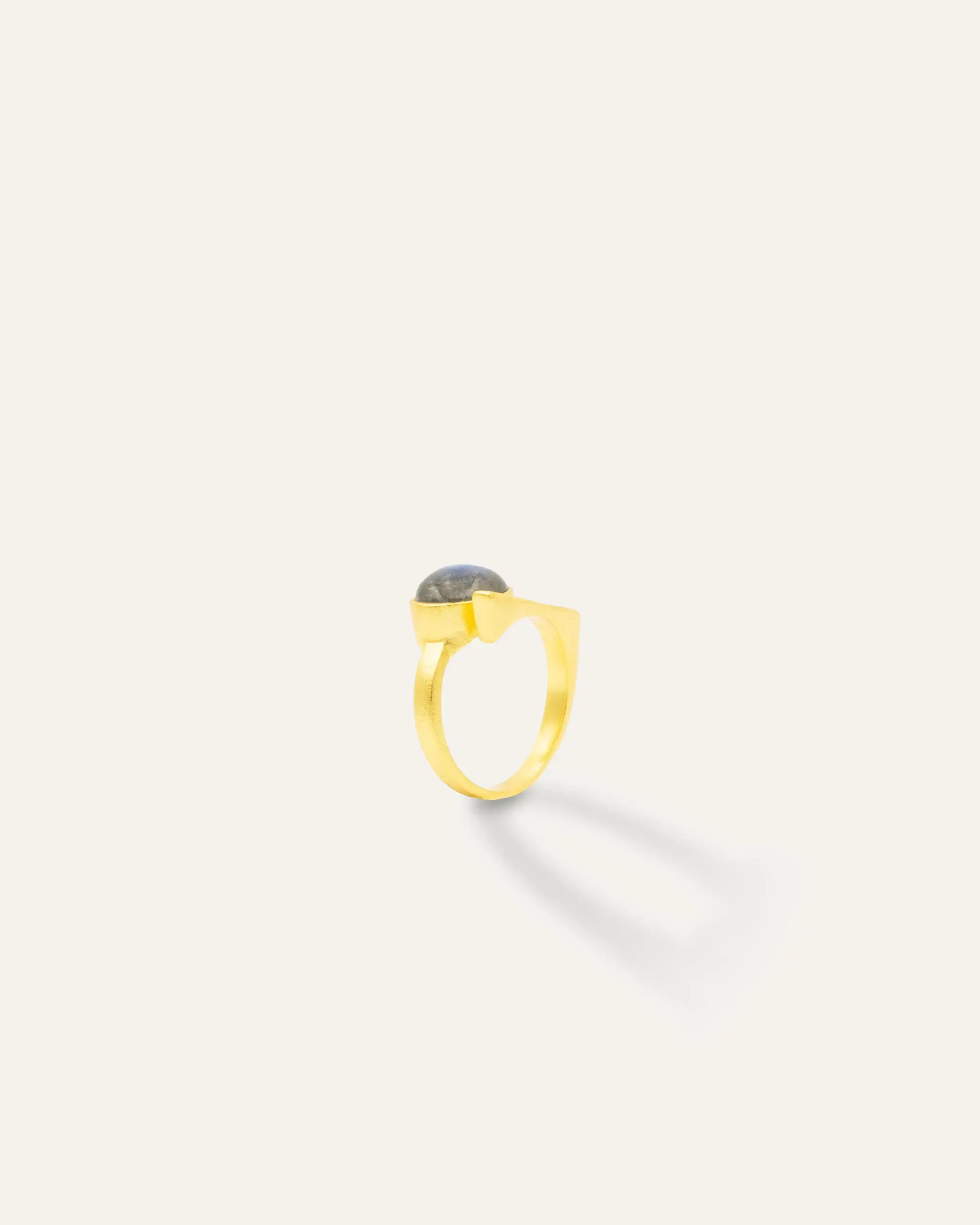 Anillo Indra Labradorita
