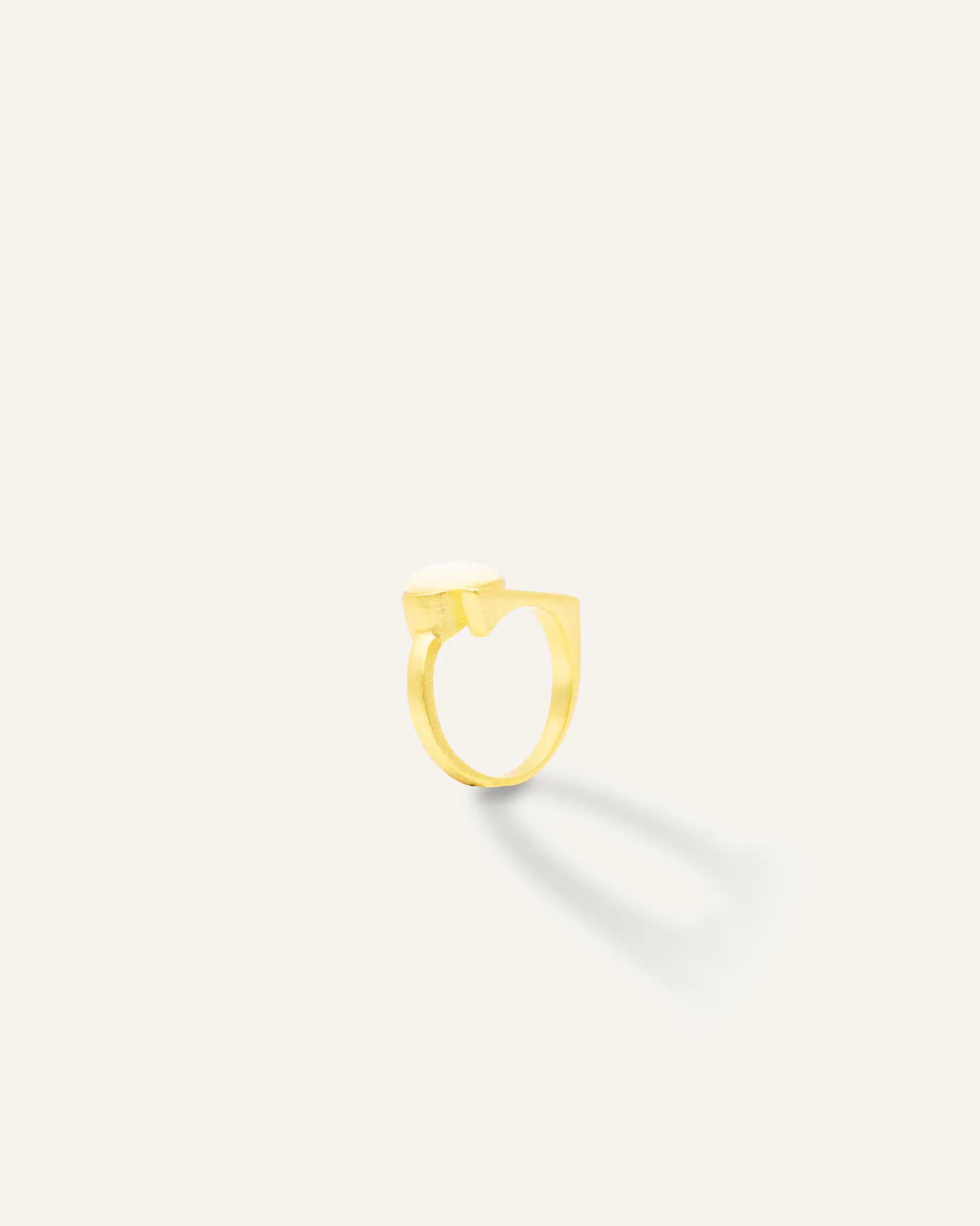 Indra Mother Pearl ring
