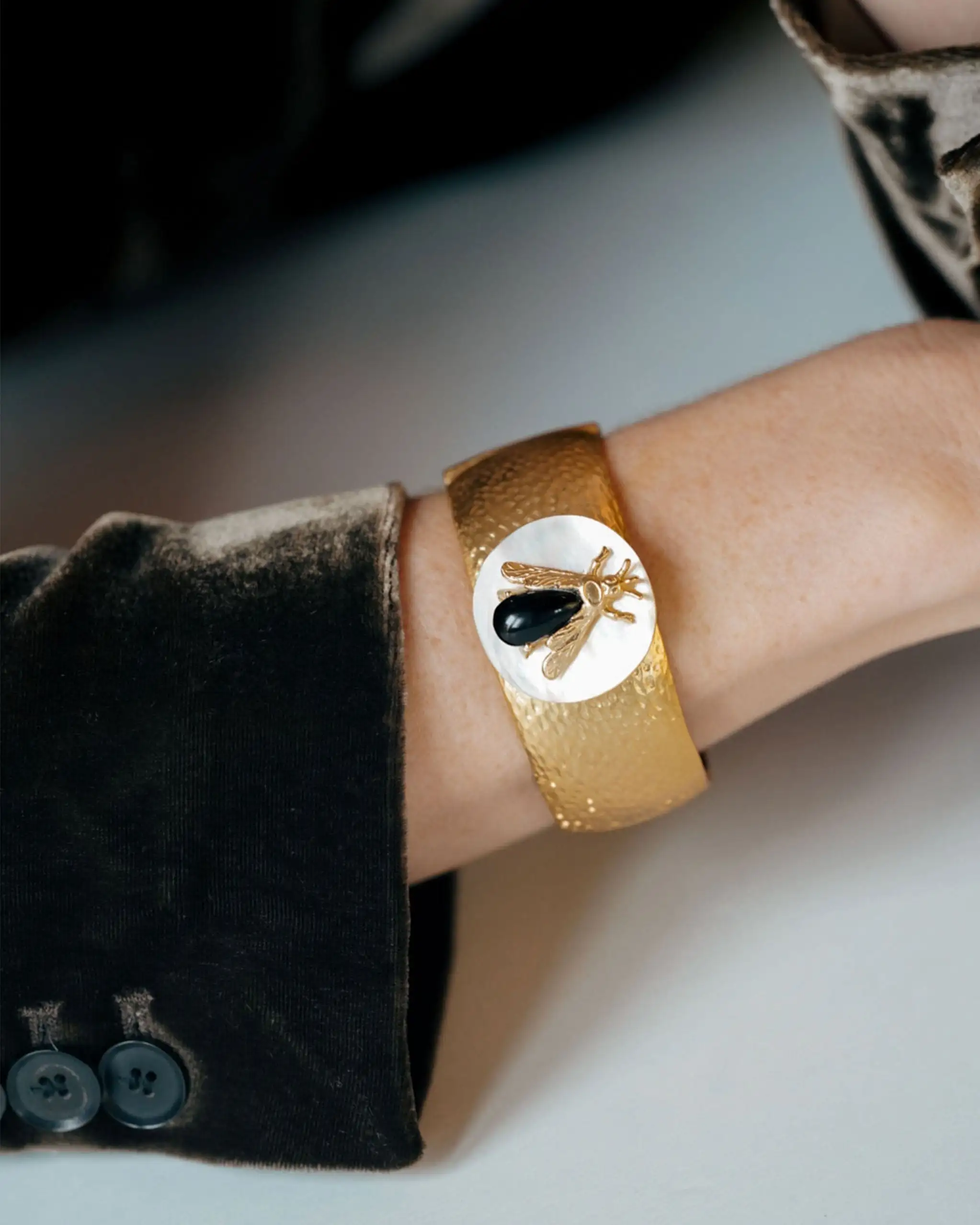 Makhi gold bracelet - Image 4