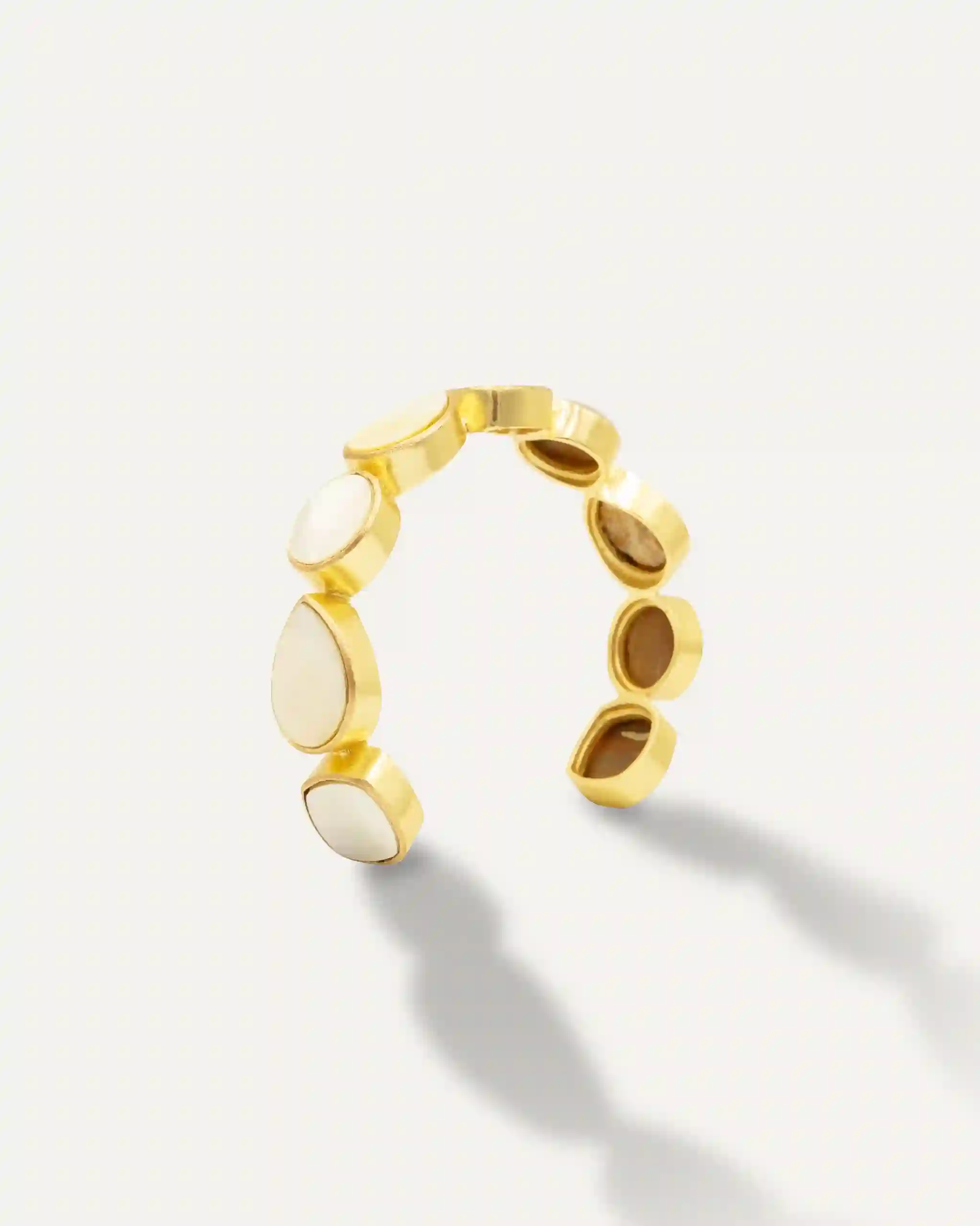 Brazalete Dorado Stunning Madre Perla