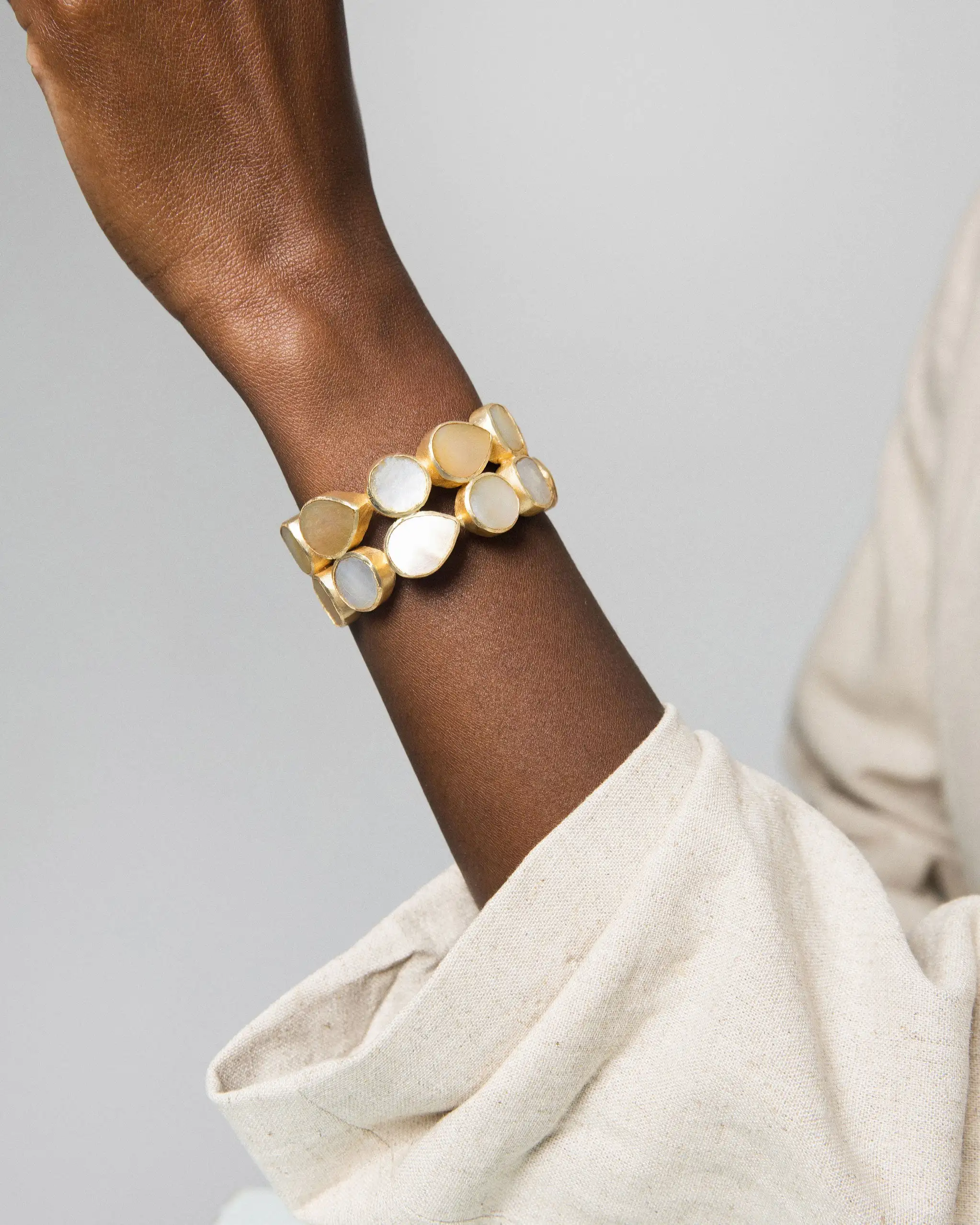 Stunning bracelet two mother pearl - Image 2