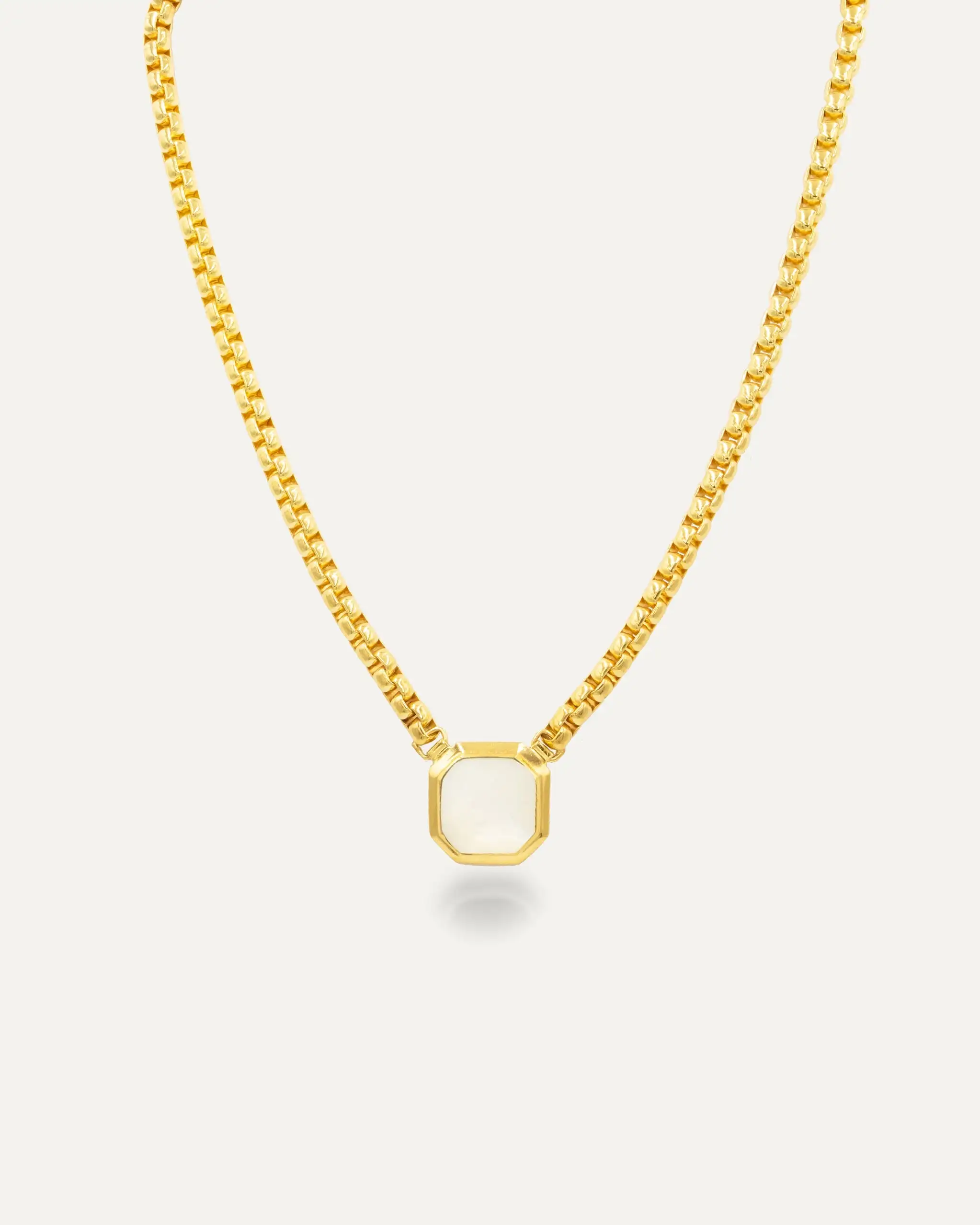 Colgante Dorado Nayan Madre Perla