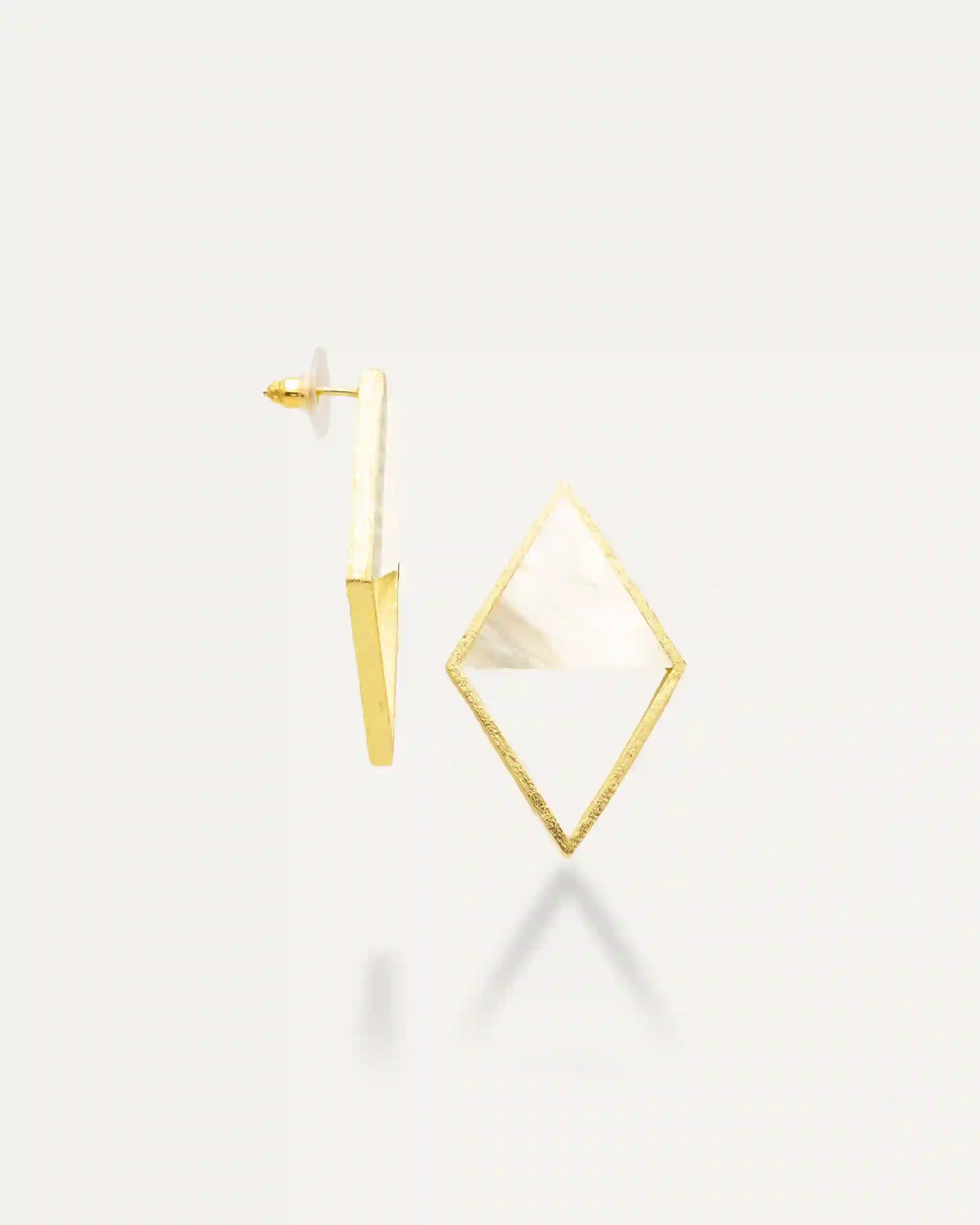 Pendientes Dorados Abigail Madre Perla