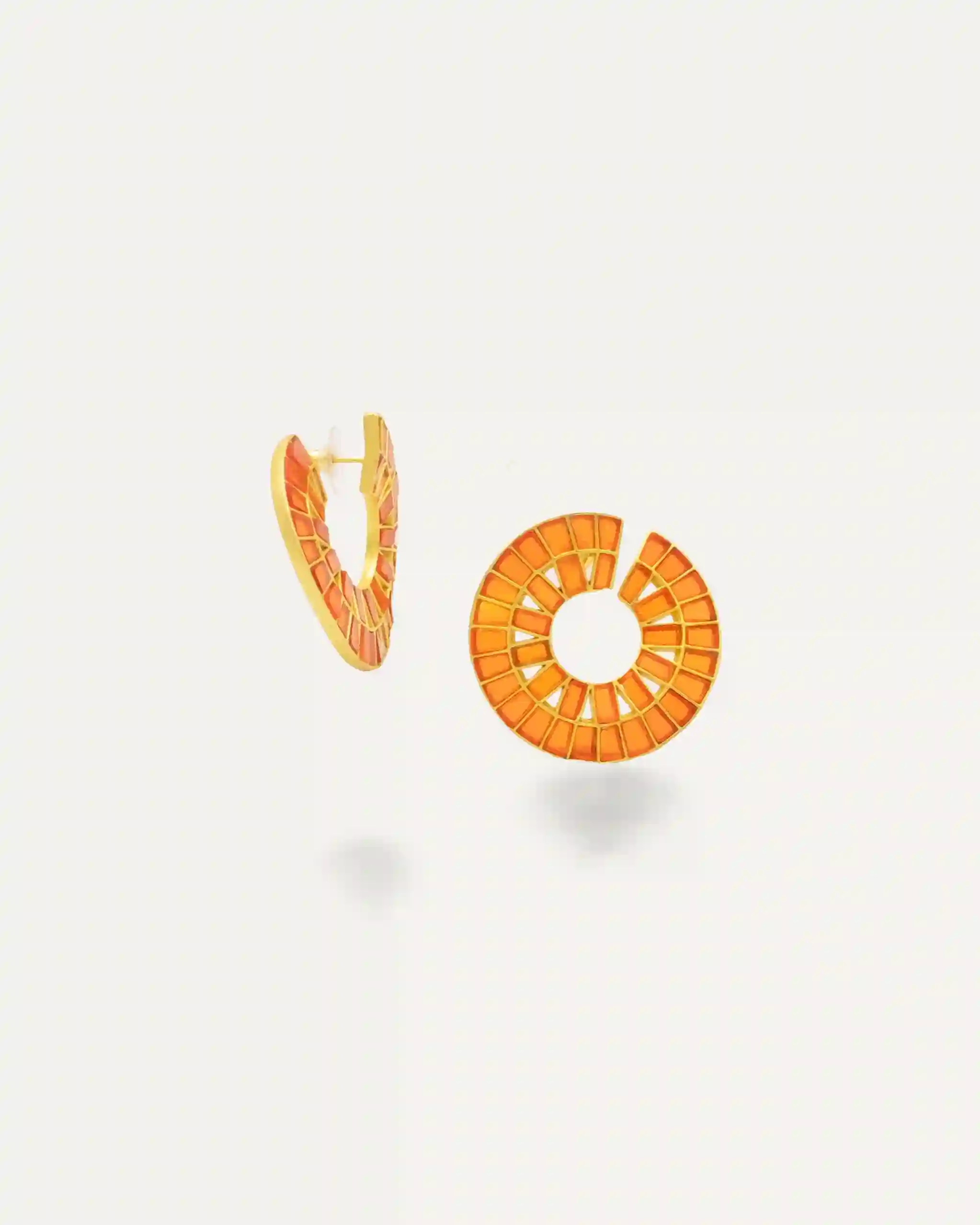 Pendientes Dorados Caracola Cornelian