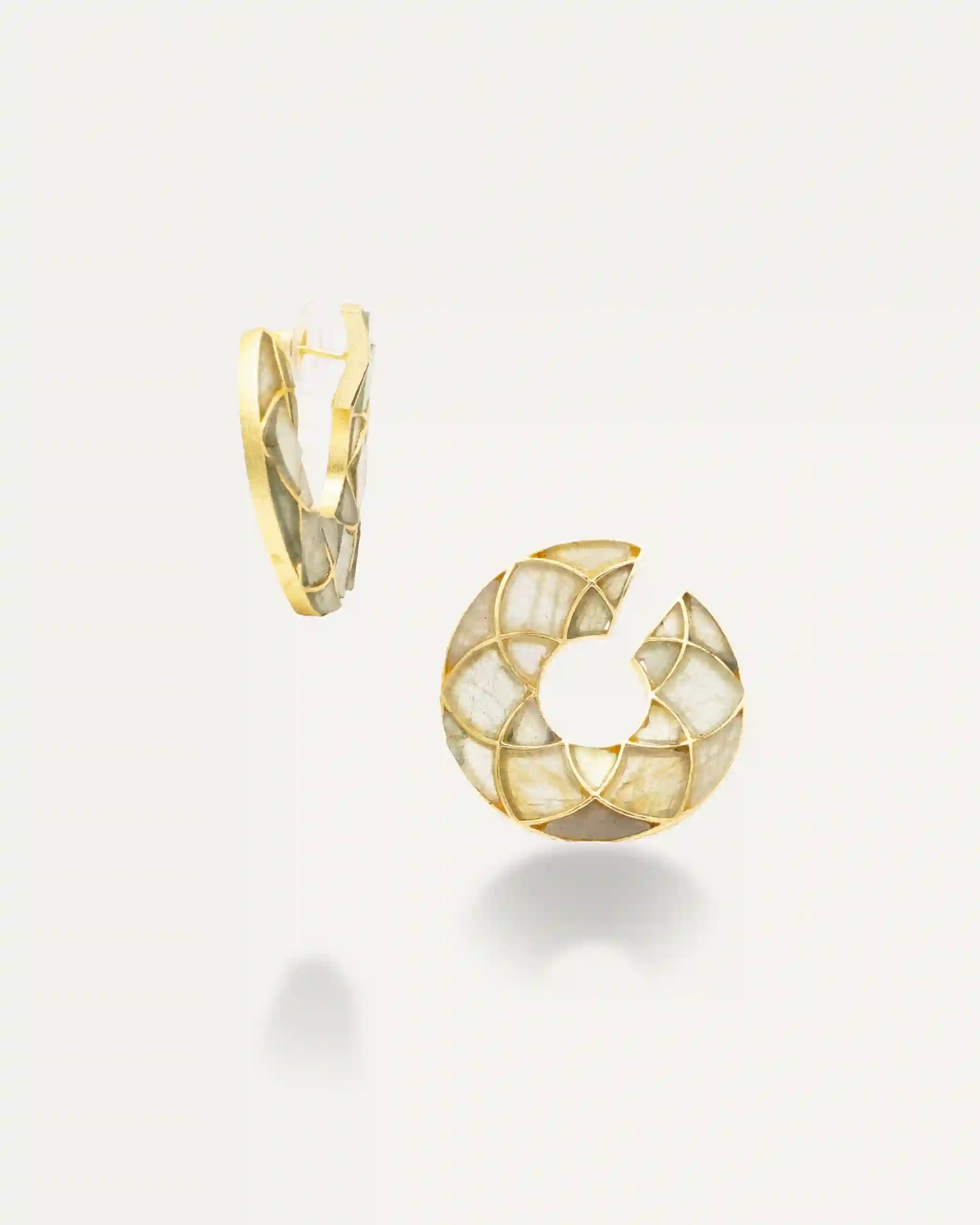 Golden Earrings Deva Labradorita