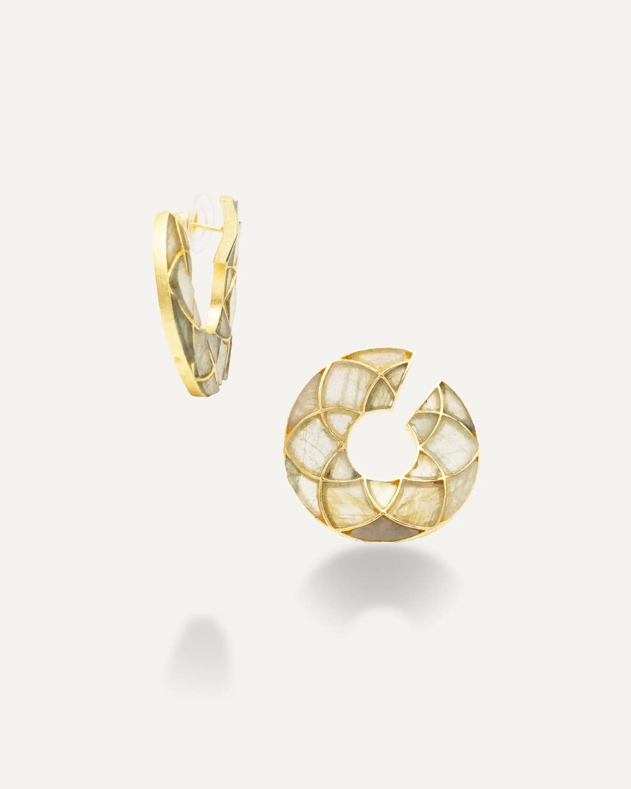 Golden Earrings Deva Labradorita