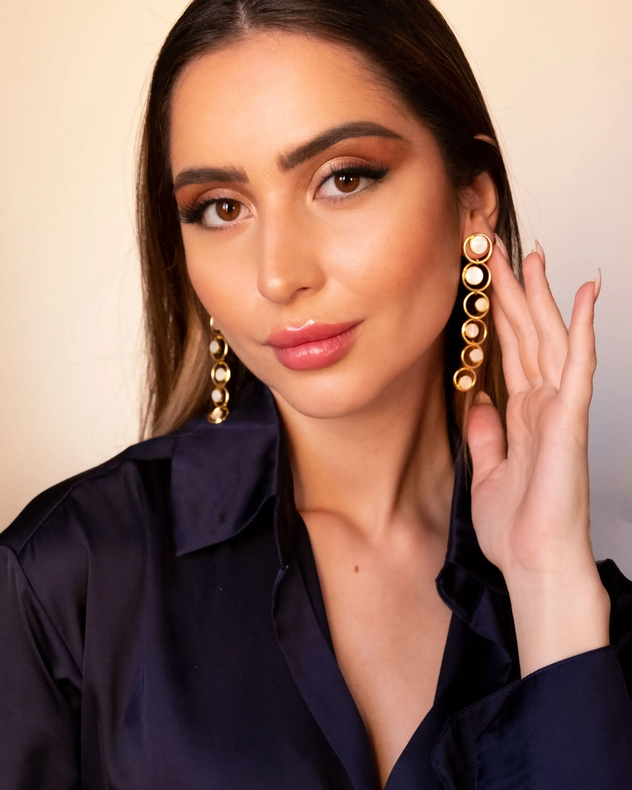 DIANESH CORNALINE GODY EARRINGS - Image 2