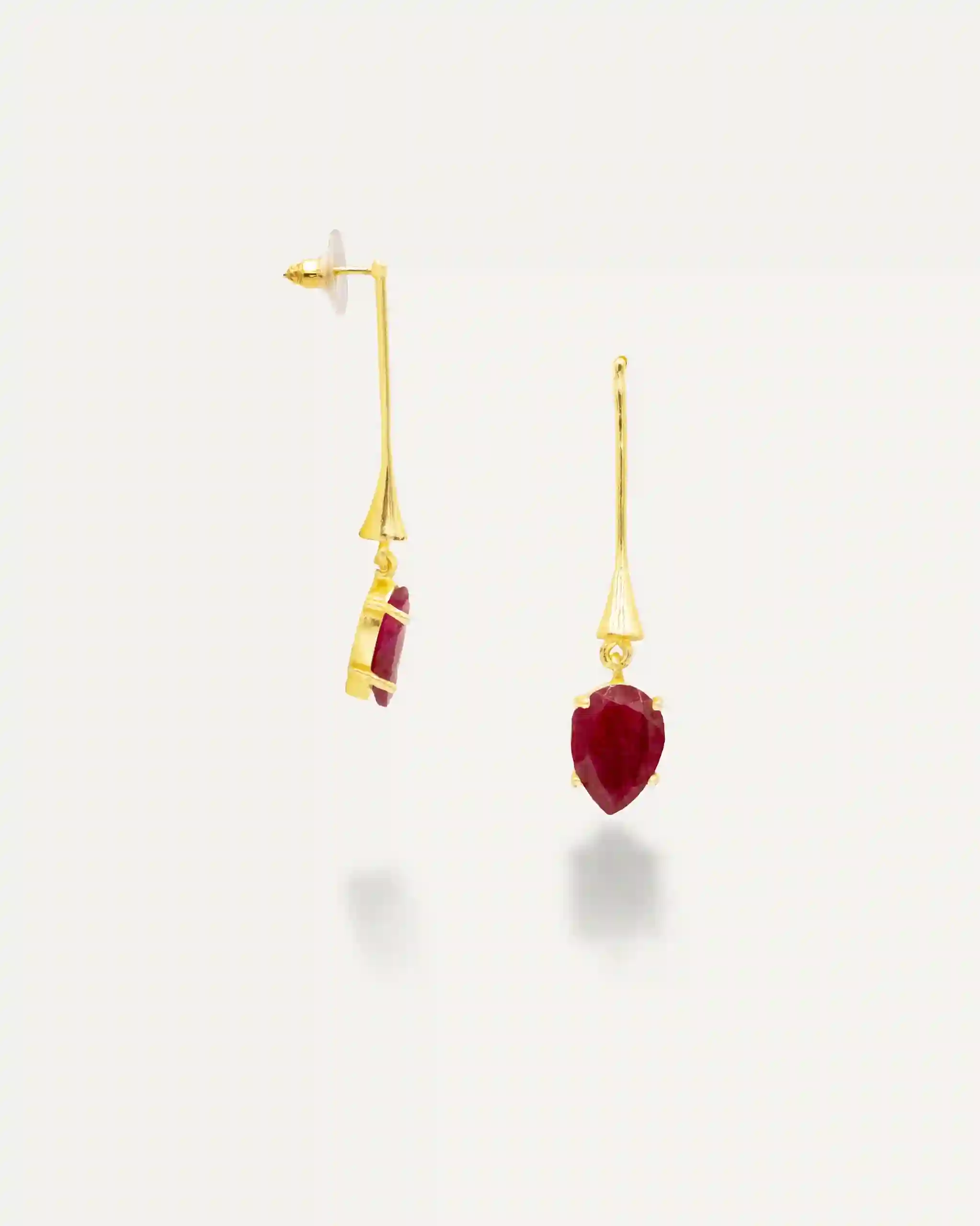 Drop Hatypara red earrings