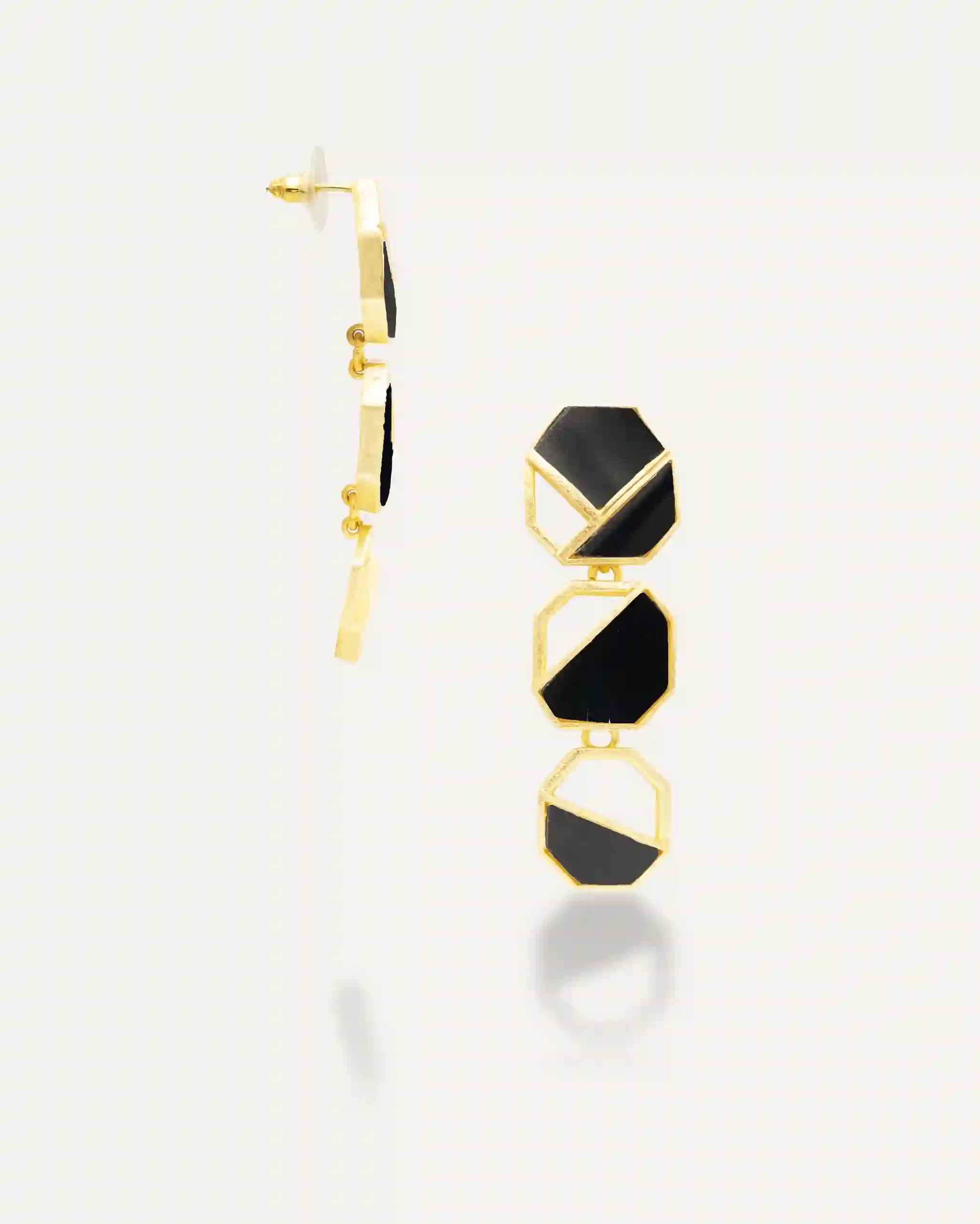 Golden earrings Romesh onix black