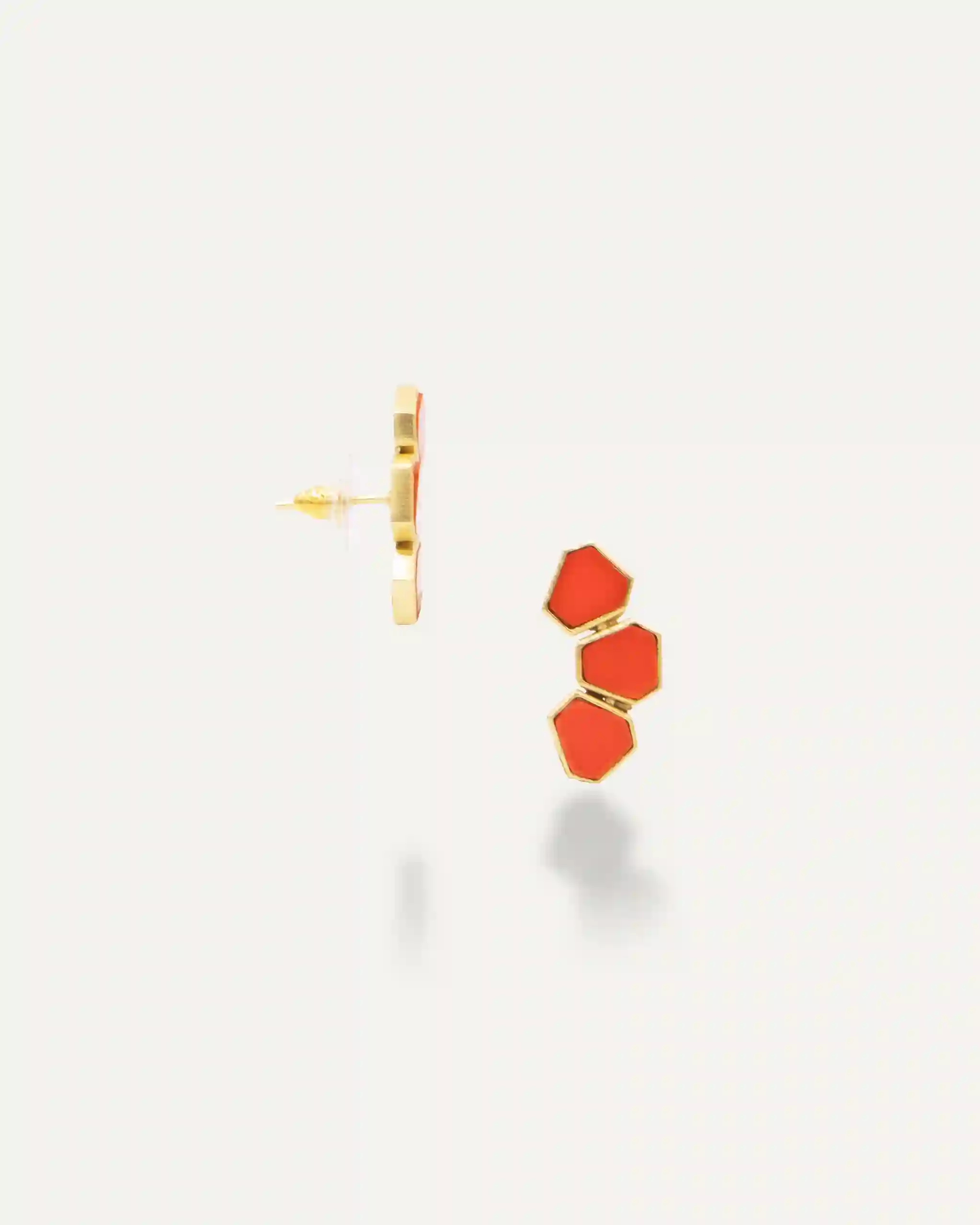 Pendientes Dorados Samir Onix Rojo