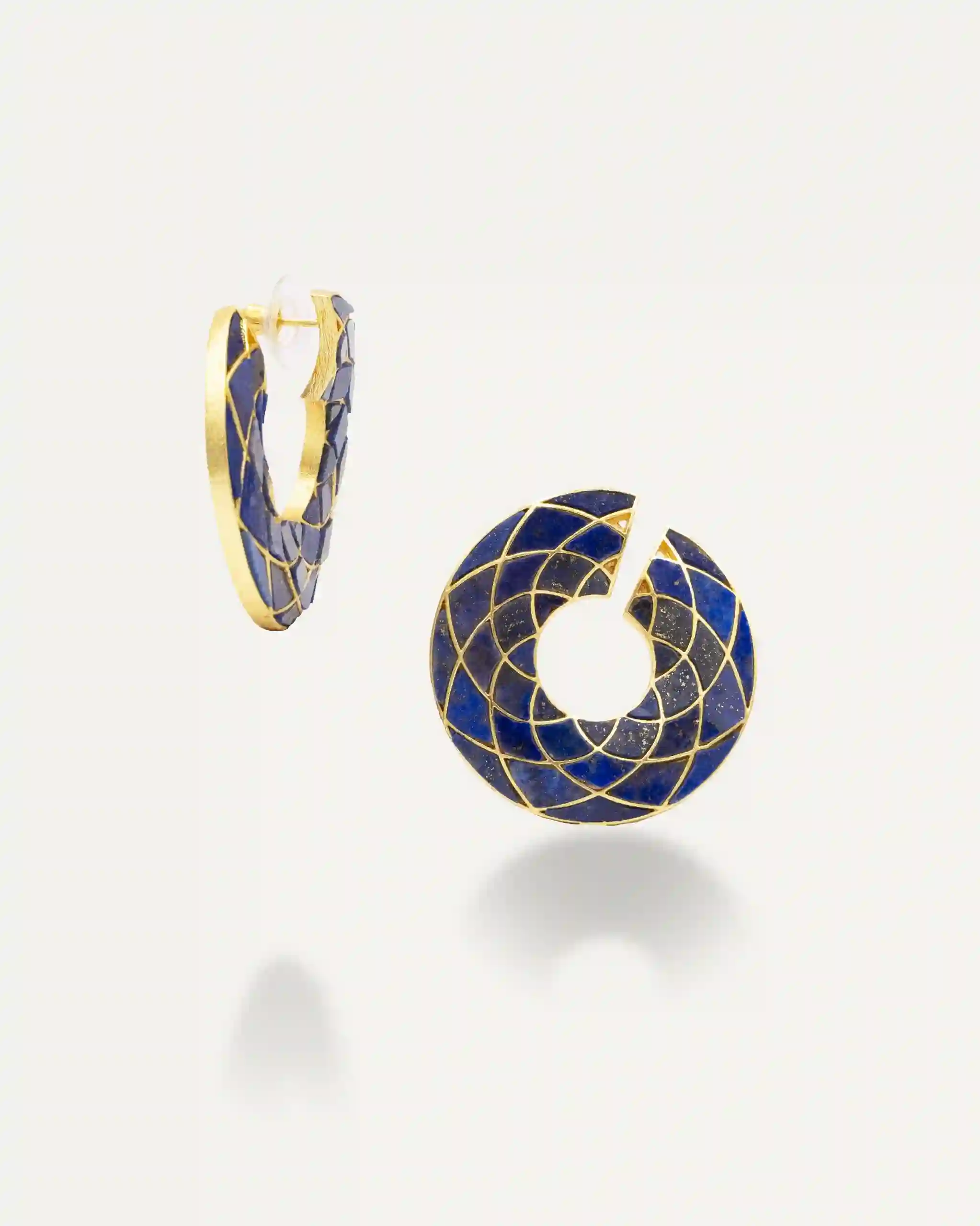 Golden Earries Top Deva Lapislazuli