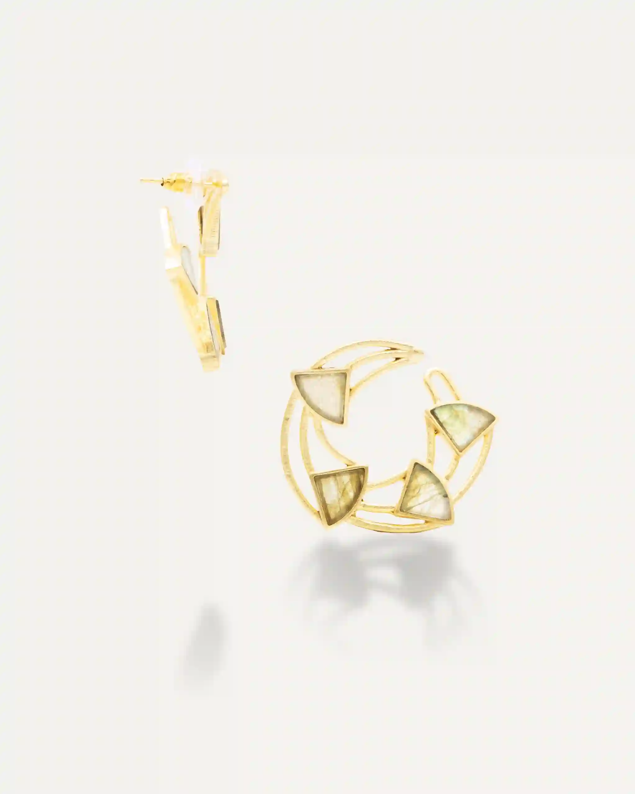 Golden earrings Trine Labradorita