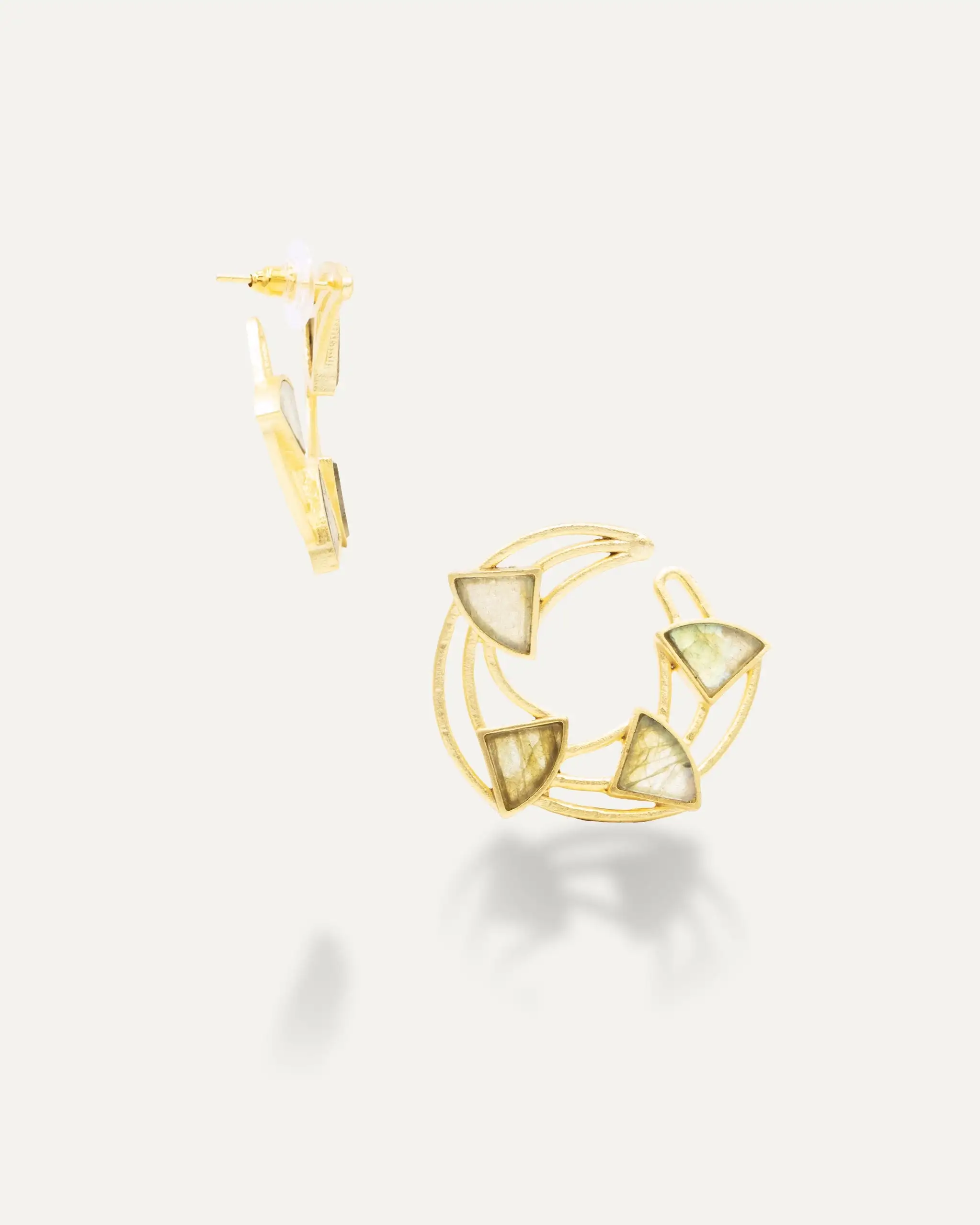 Golden earrings Trine Labradorita