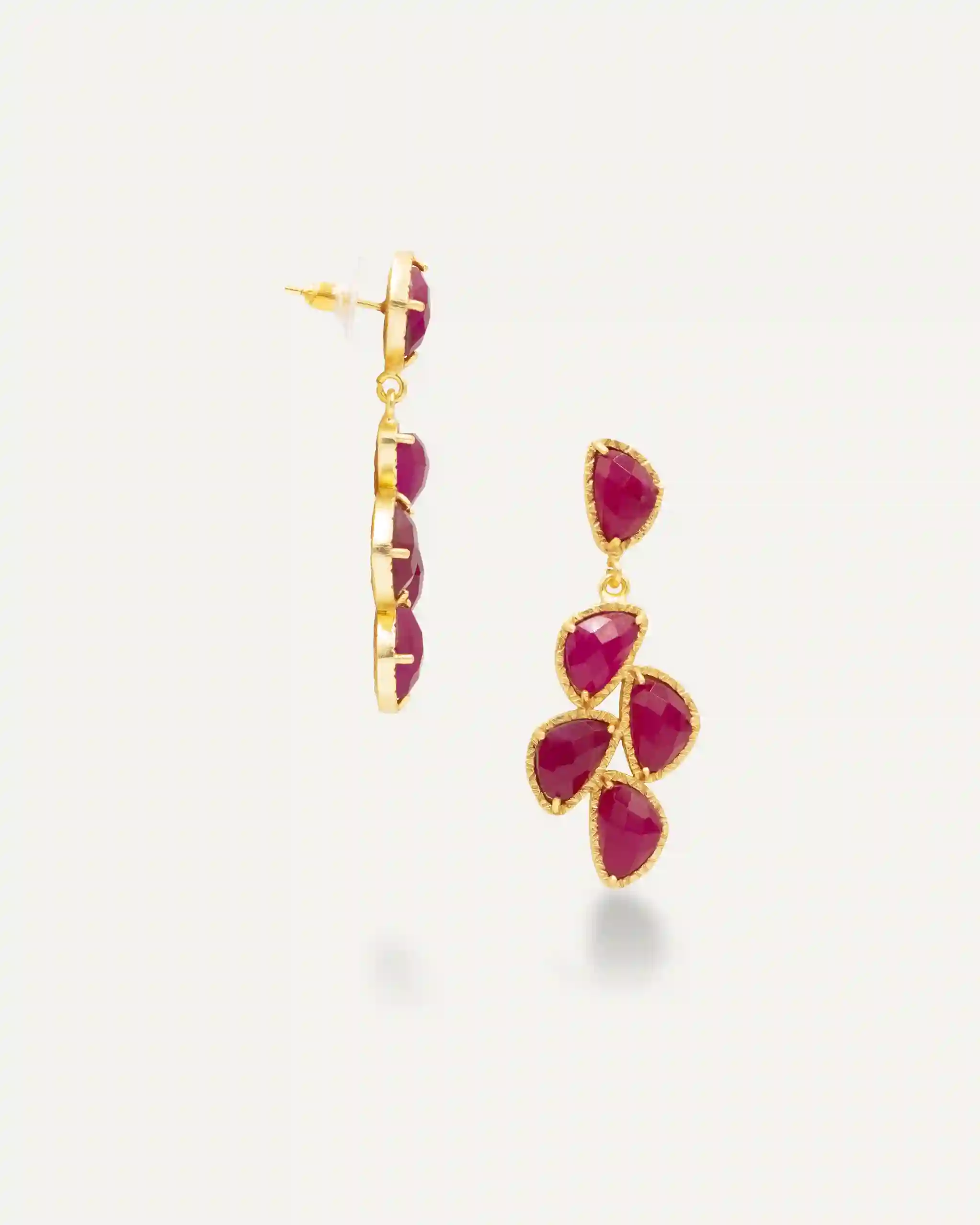 Feel Elegant Hatypara Red Earnings