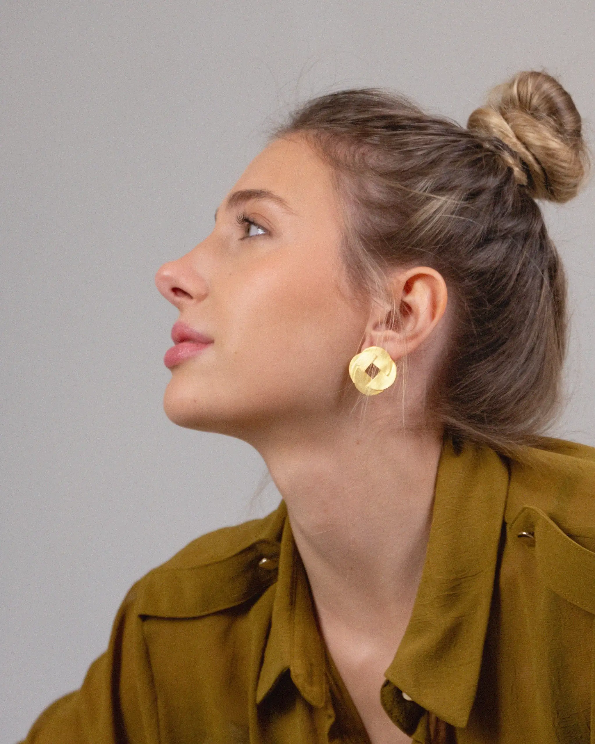 Silver Earrings Everyday Redondo Half Moon - Image 2