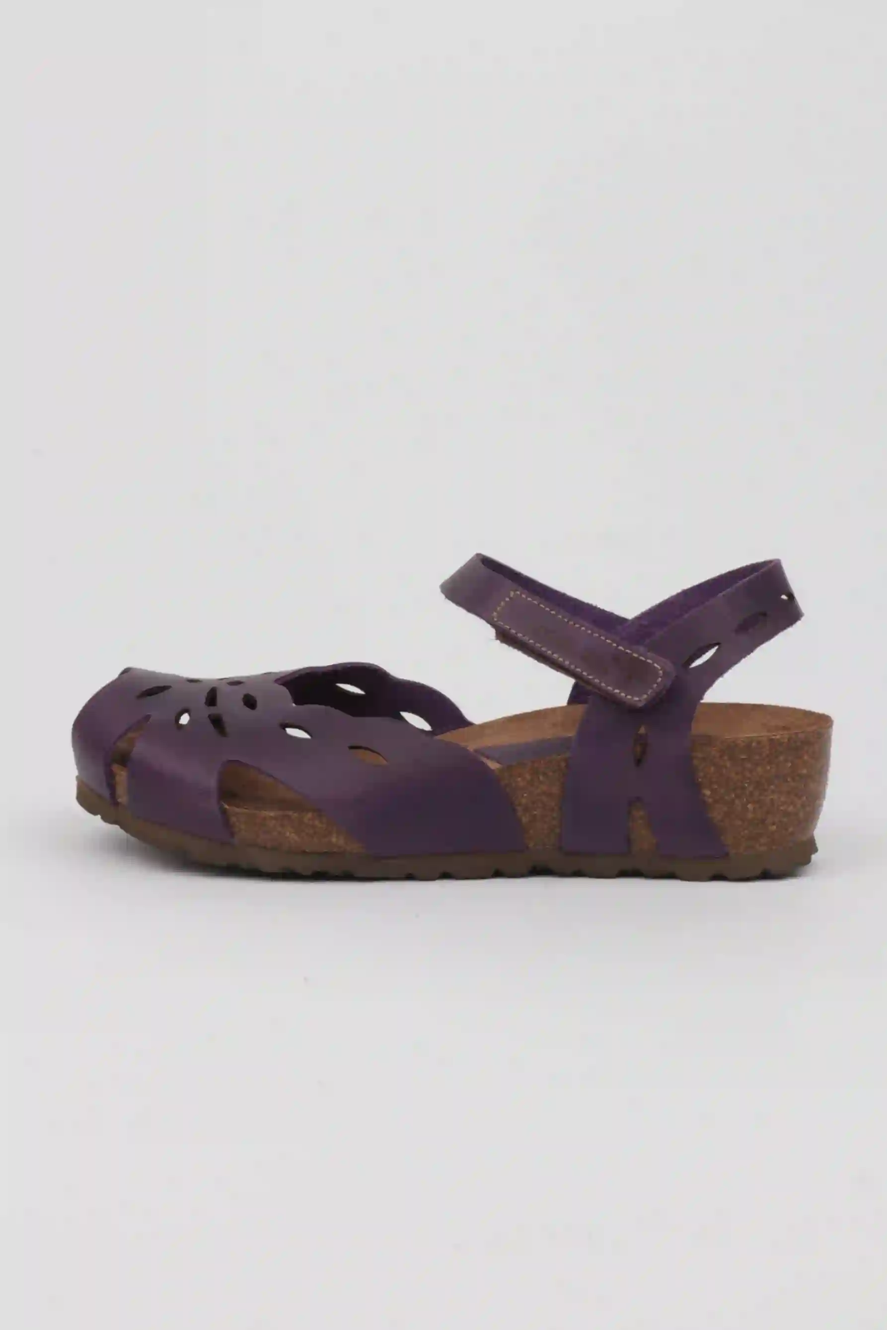 Sandalias InterBios cuña color lila punta cerrada