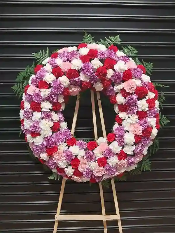 coronas clavel, blanca, roja o variada