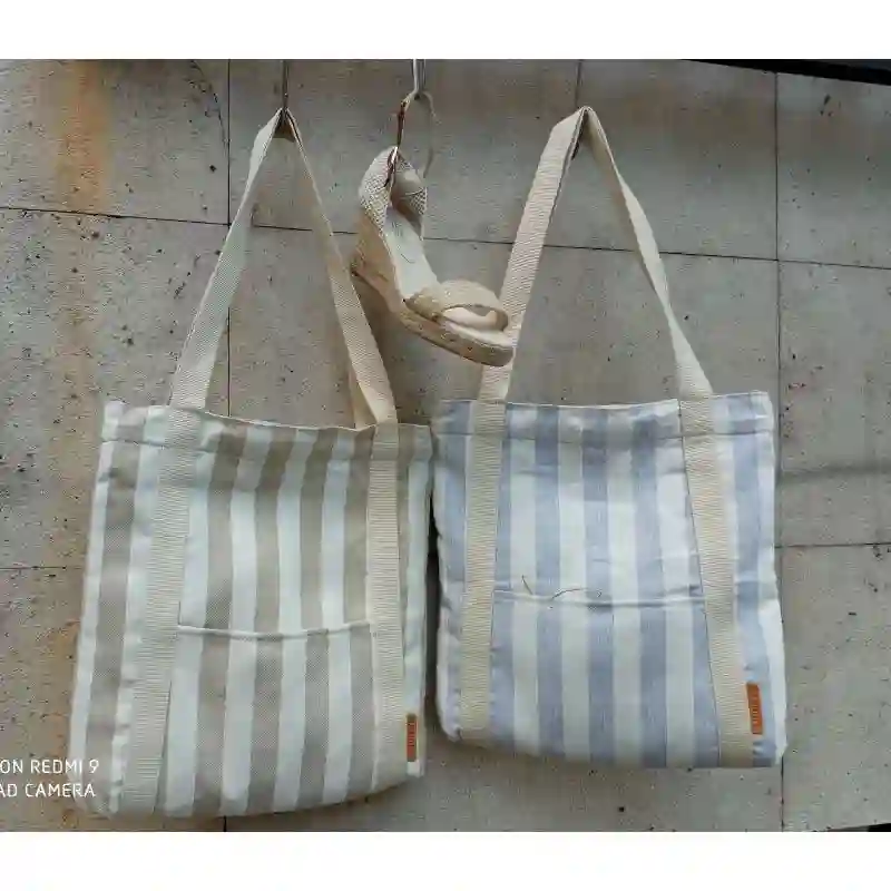 BOLSA RAYAS BEIGE Y AZUL