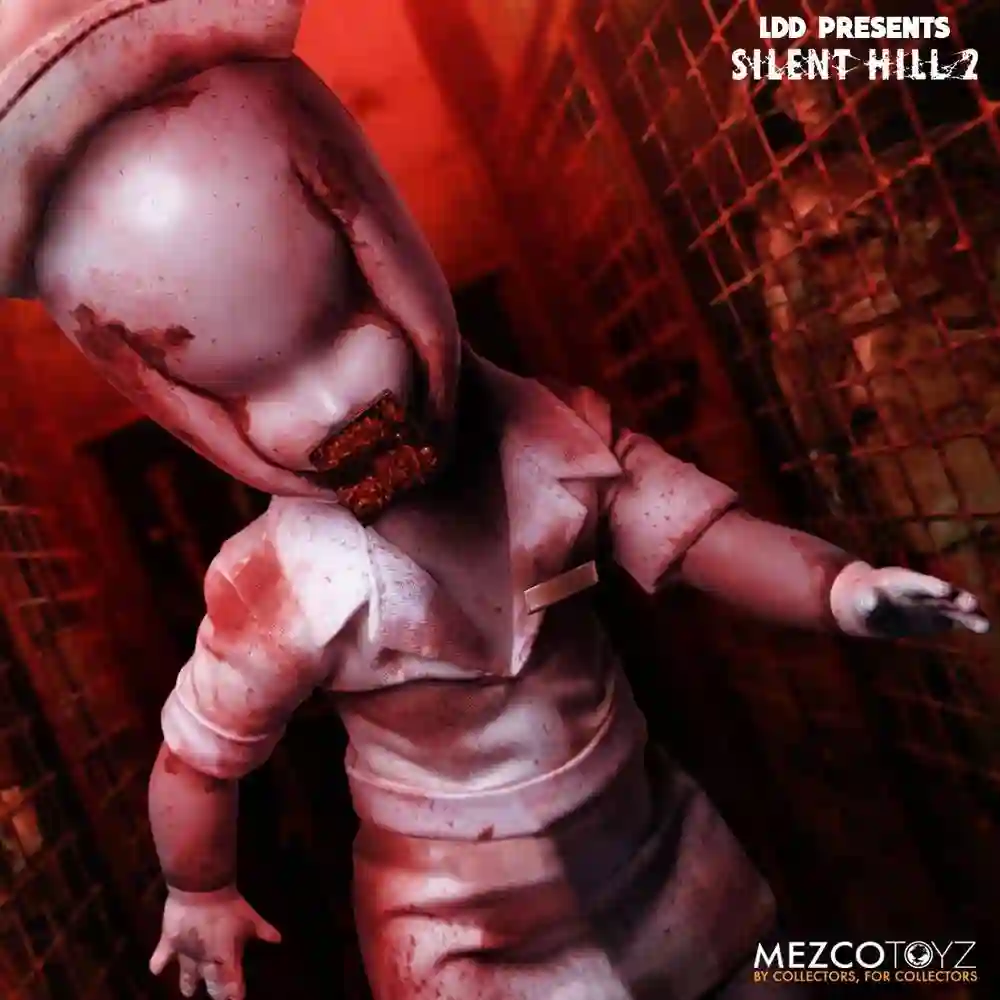 FIGURA LIVING DEAD DOLLS SILENT HILL 2 BUBBLE HEAD NURSE 25cm