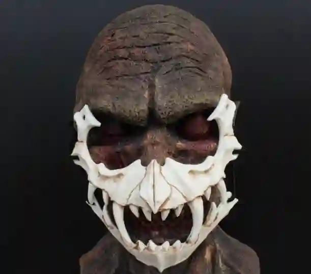 MASCARA RESINA HOMBRE LOBO