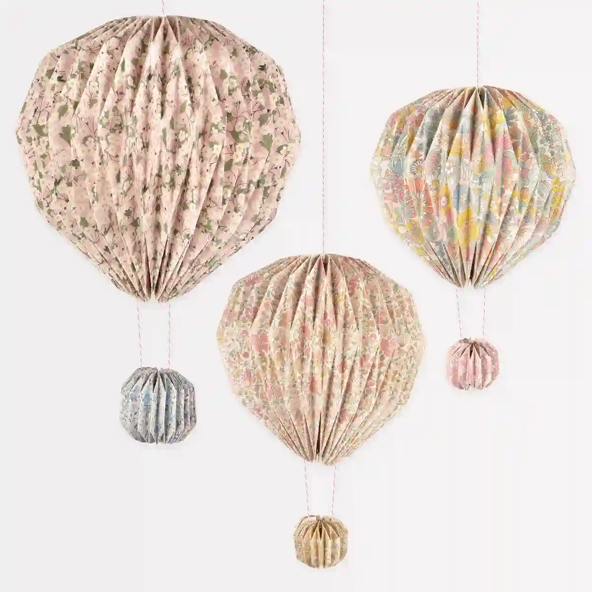 Liberty paper balloons (3)