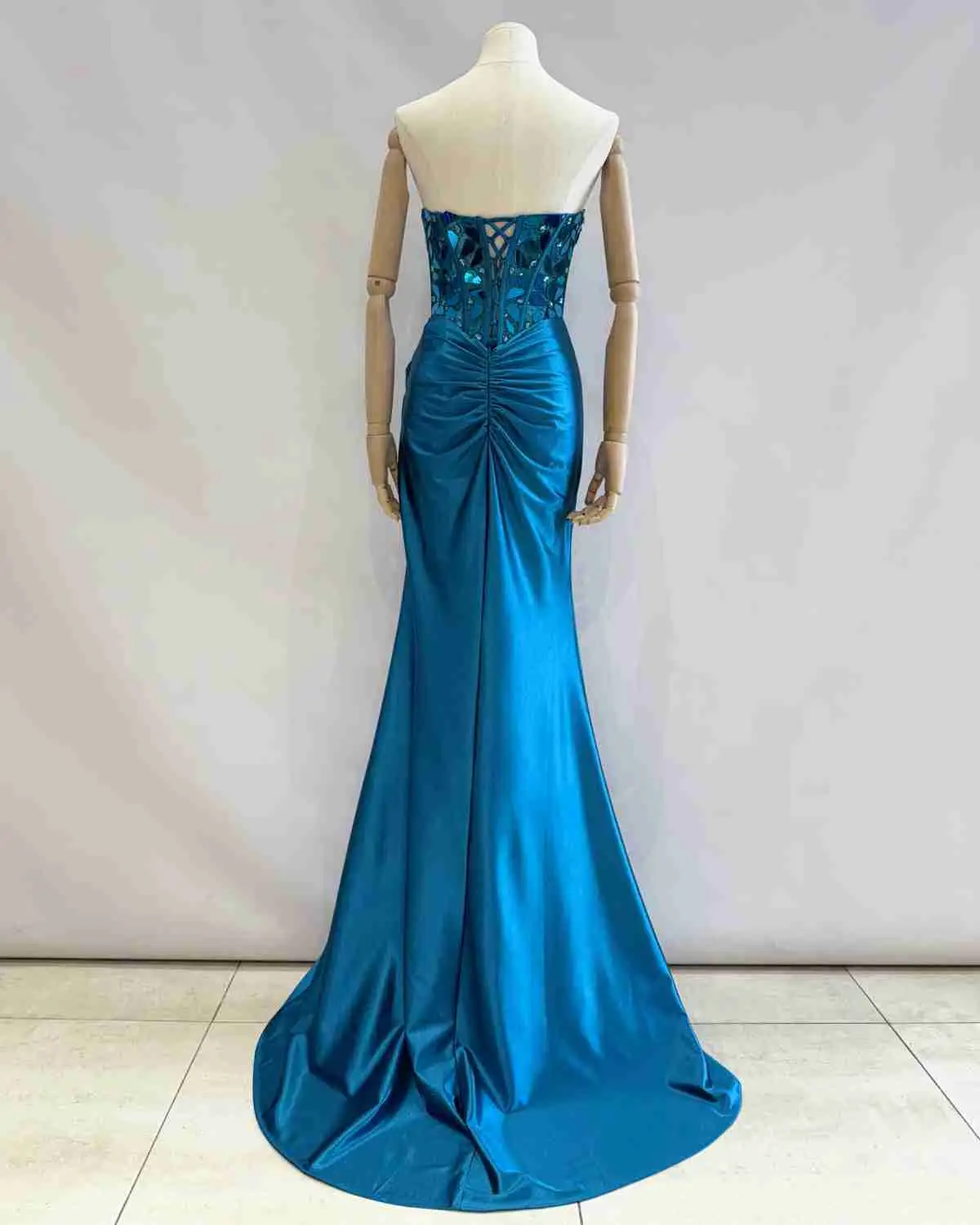 Women's party dress