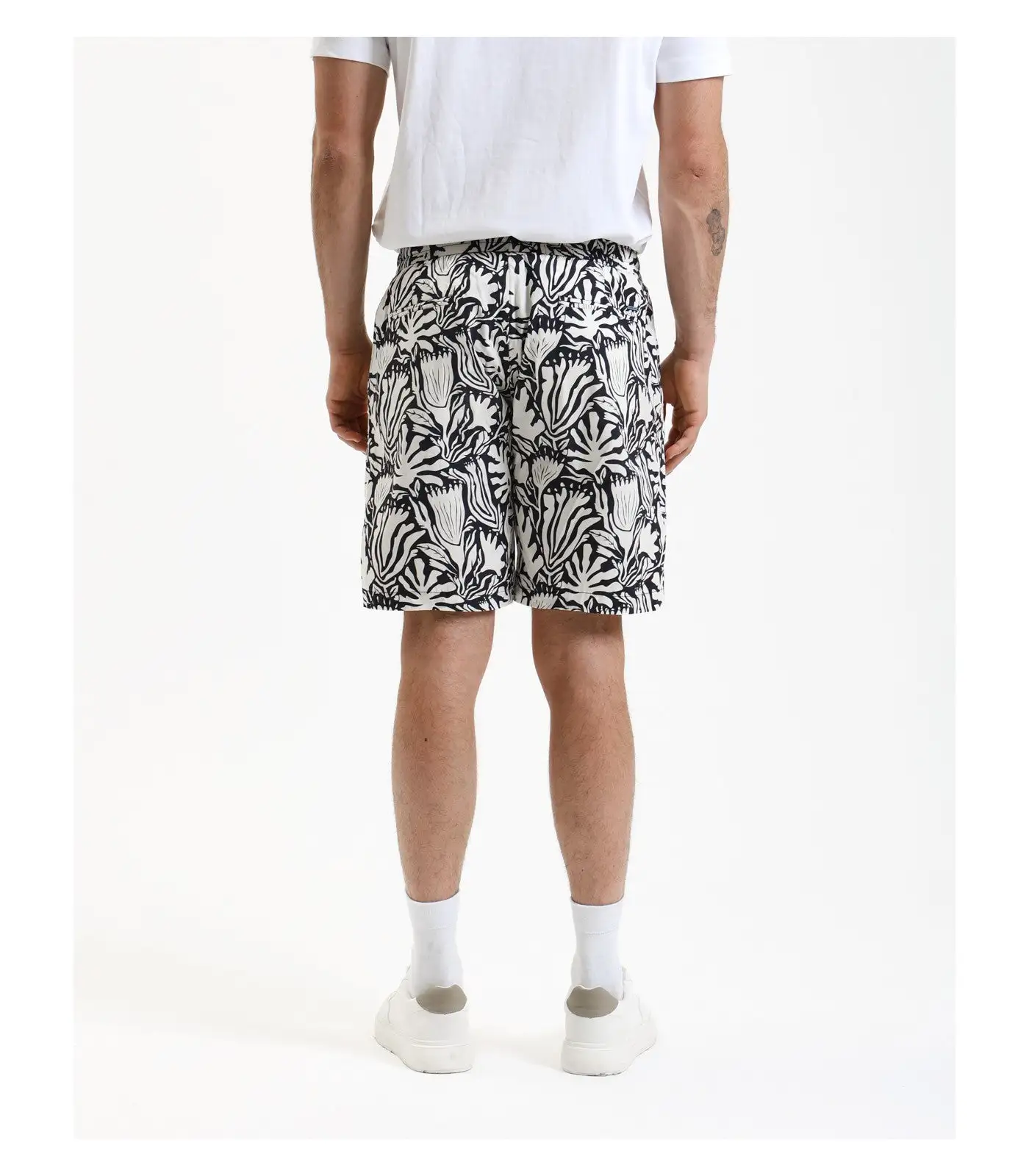 Black Printed Short - Image 4