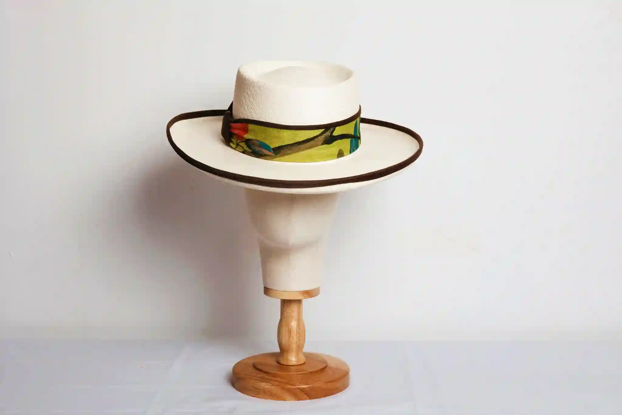 Sombrero Toquilla blanco - Verde con flores